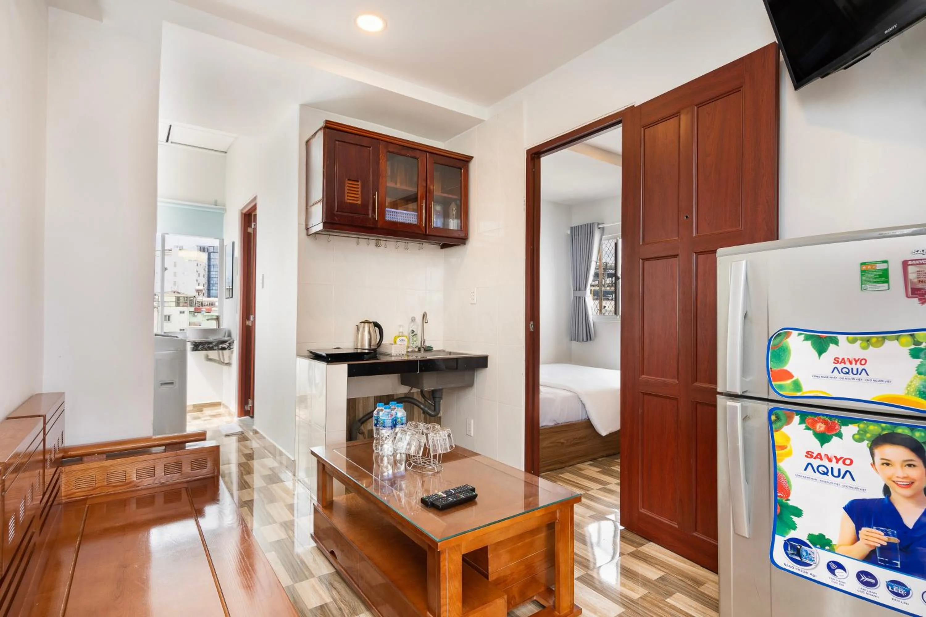 Ahu Hotel & Apartment