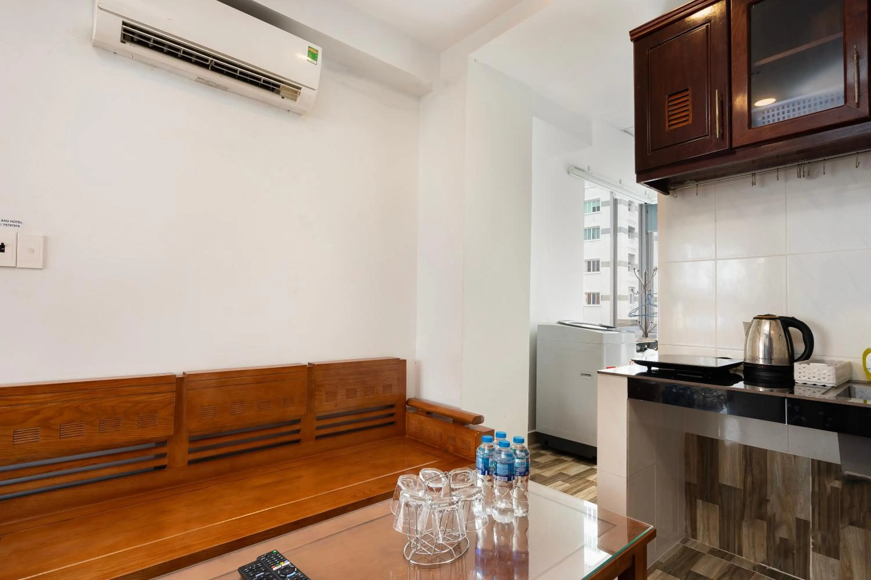 Ahu Hotel & Apartment