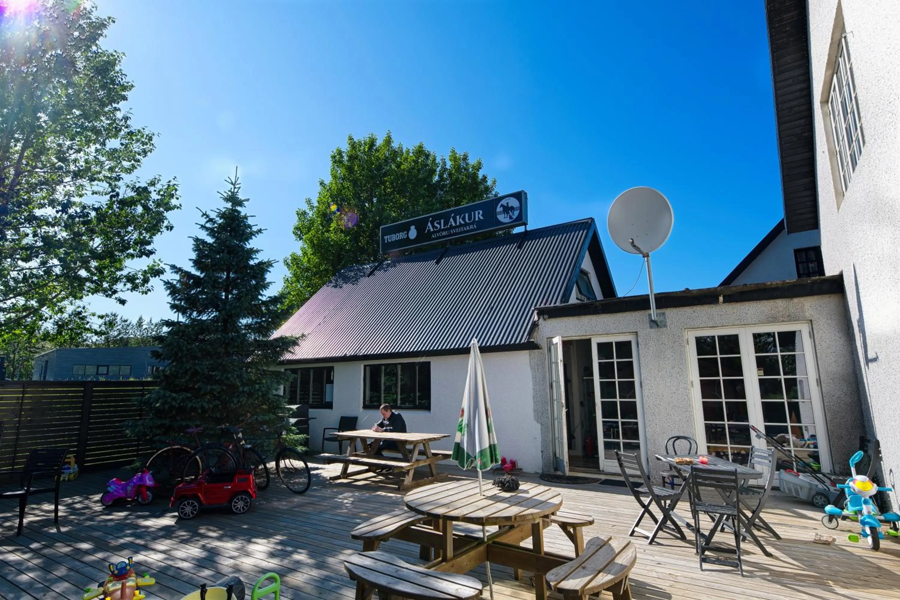 Property building in Hotel Laxnes