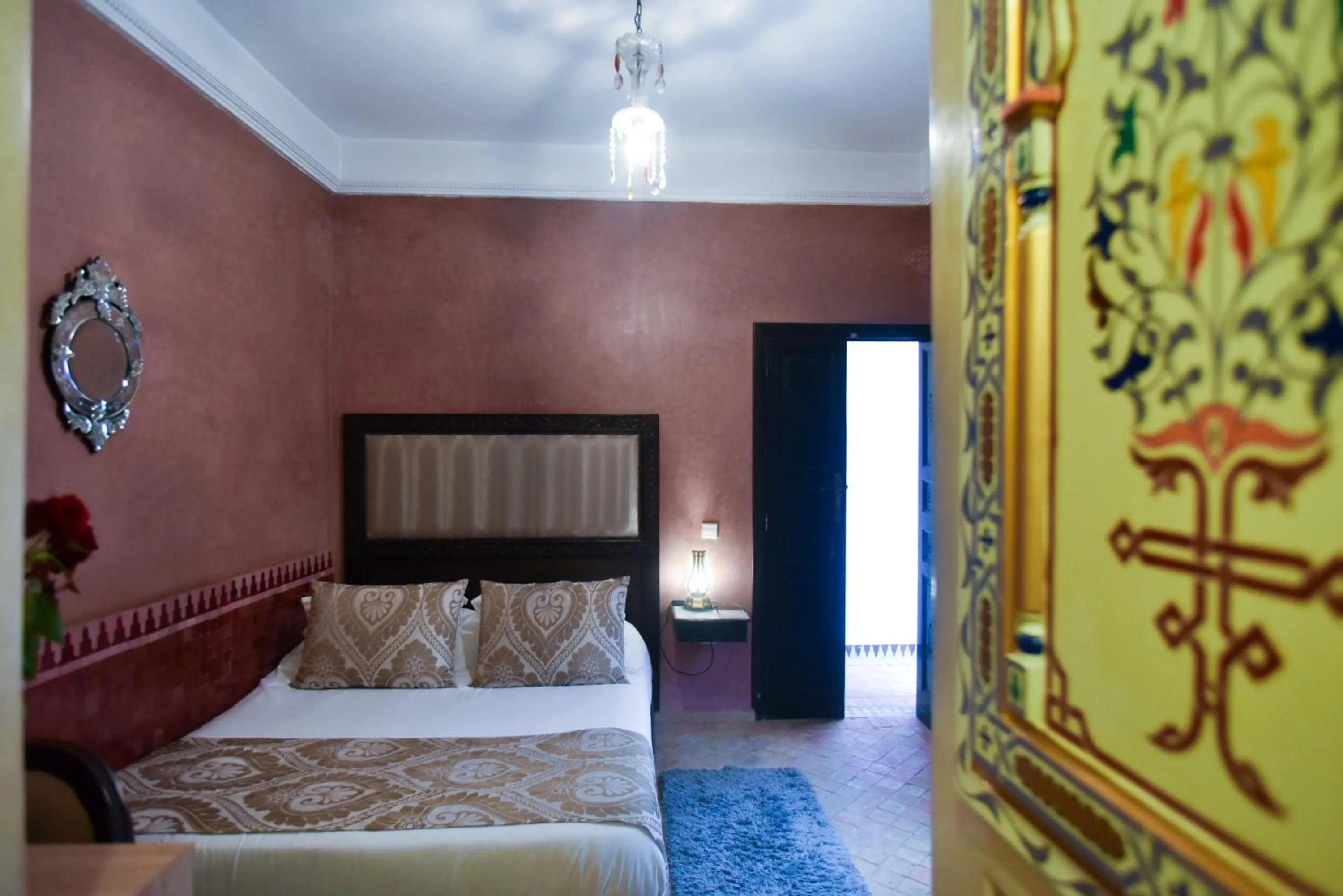 Photo of the whole room, Bed in Riad Yacout