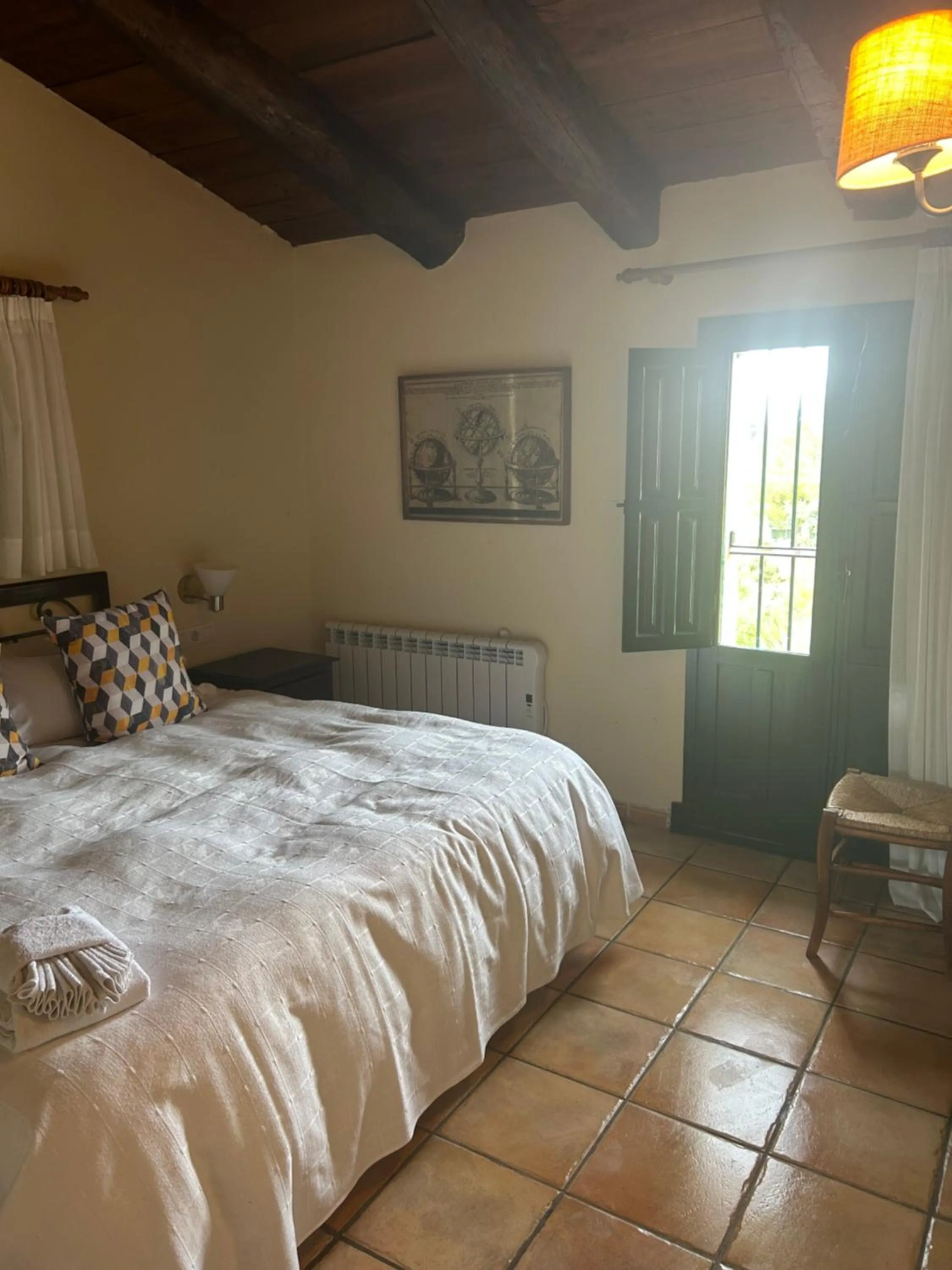 Bed in Hotel Rural Castillo de Biar Finca FANECAES