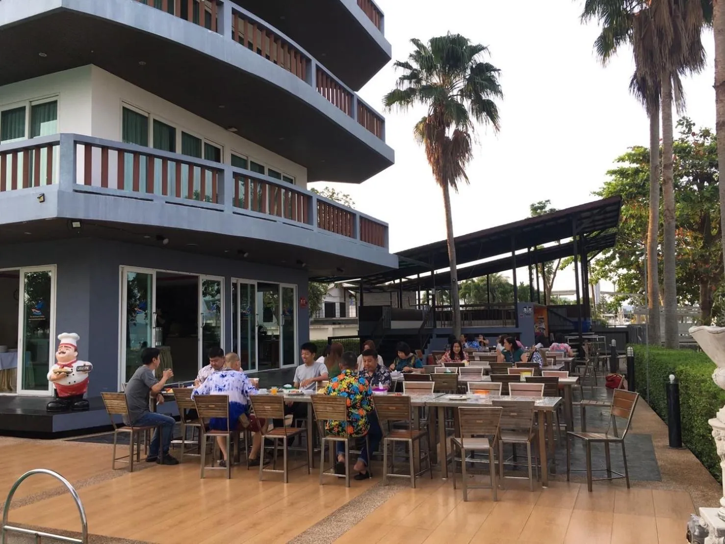 Restaurant/places to eat in The Sand Beach Pattaya