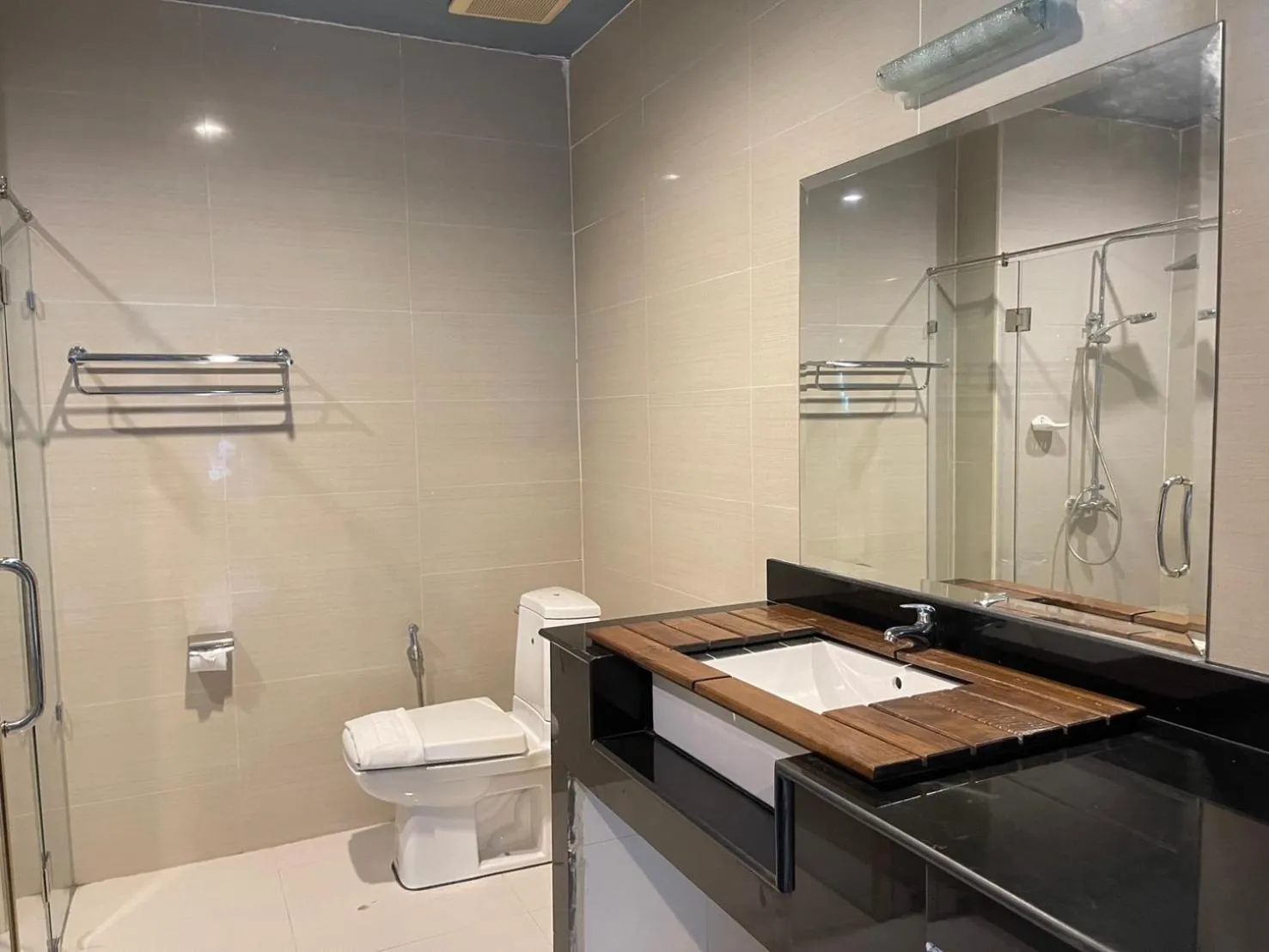 Shower in The Sand Beach Pattaya