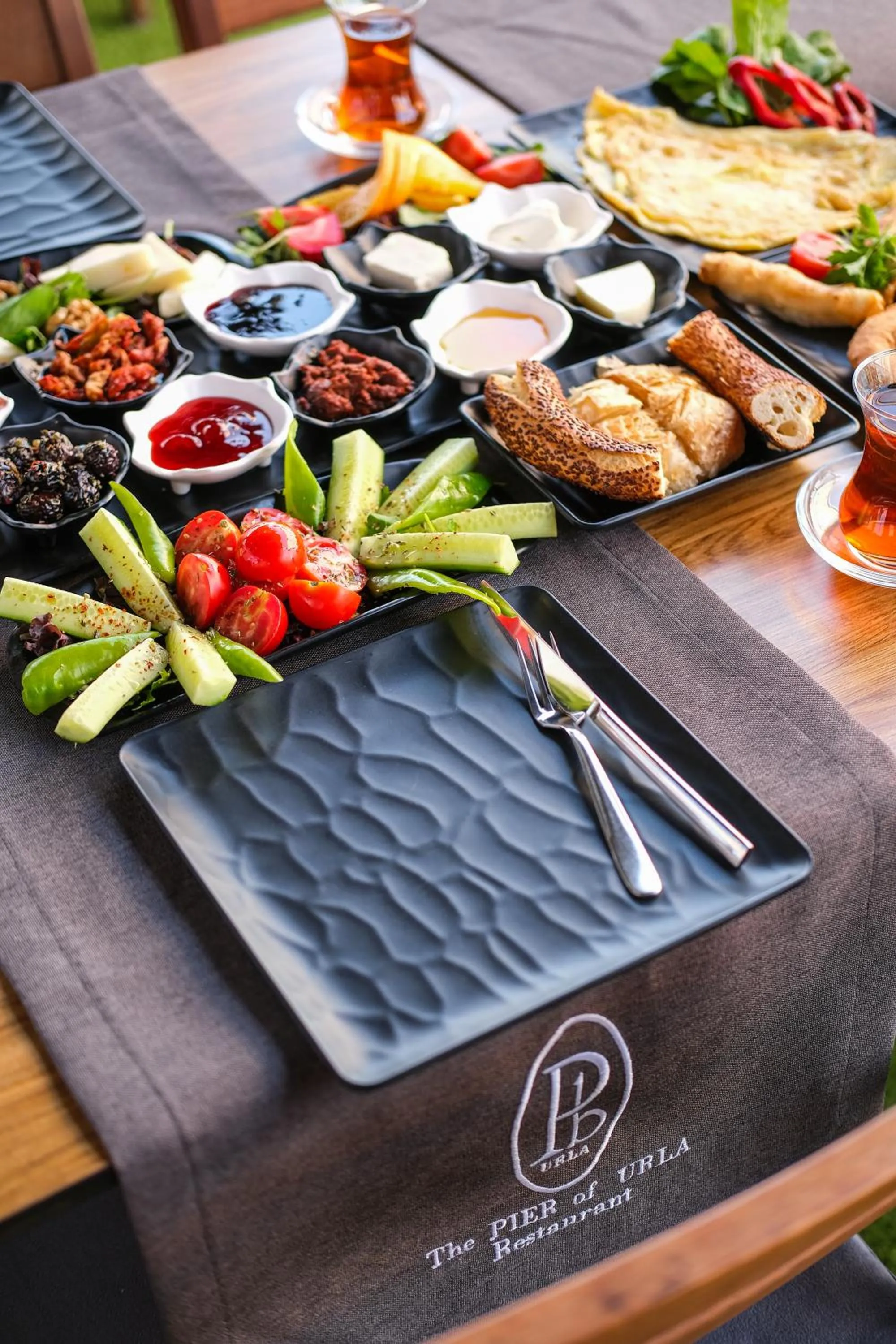 Breakfast in THE PİER OF URLA