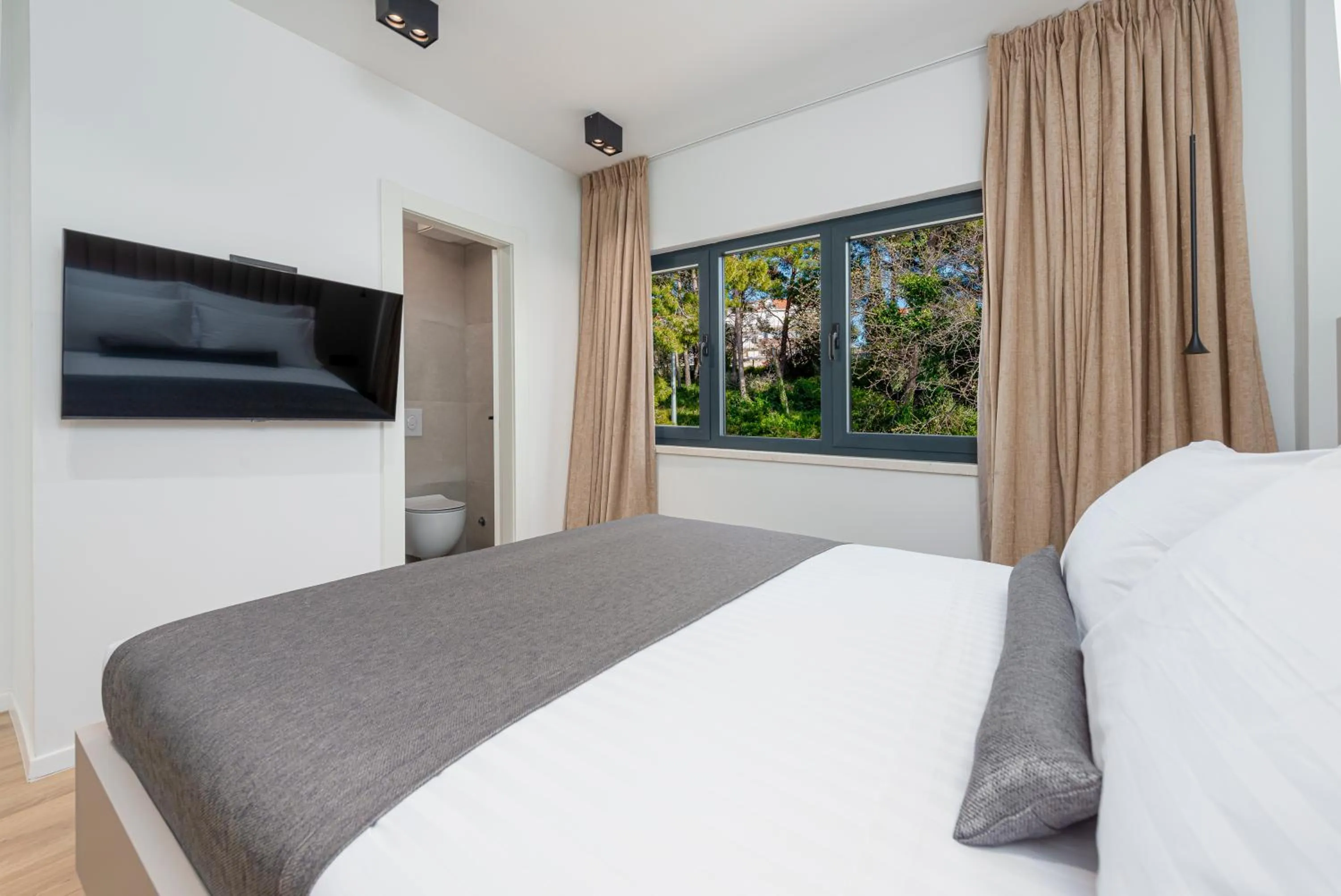 Bed in "Villa AnMari" The Cavtat View Residence