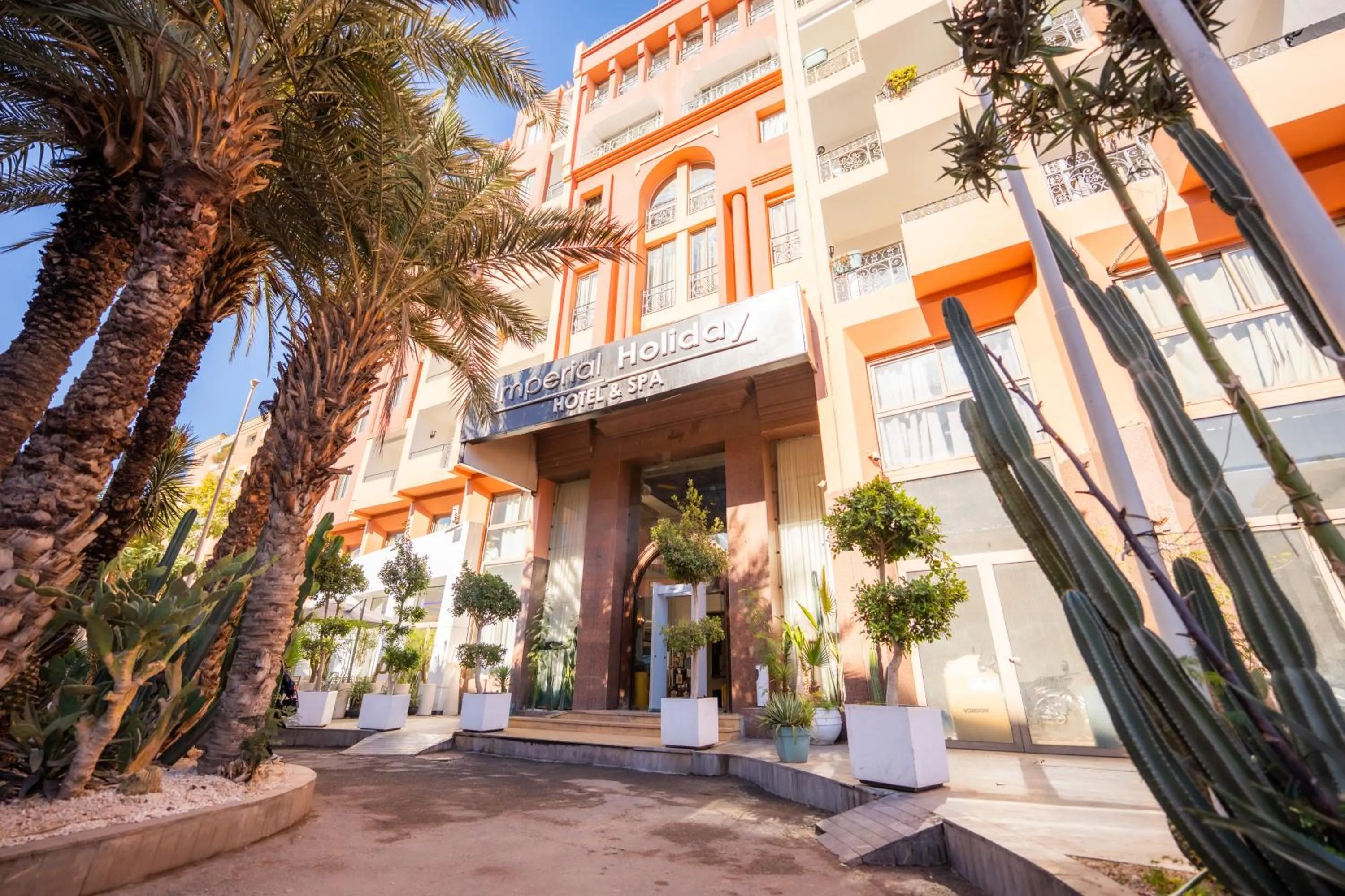 Facade/entrance in Imperial Holiday Hôtel & spa