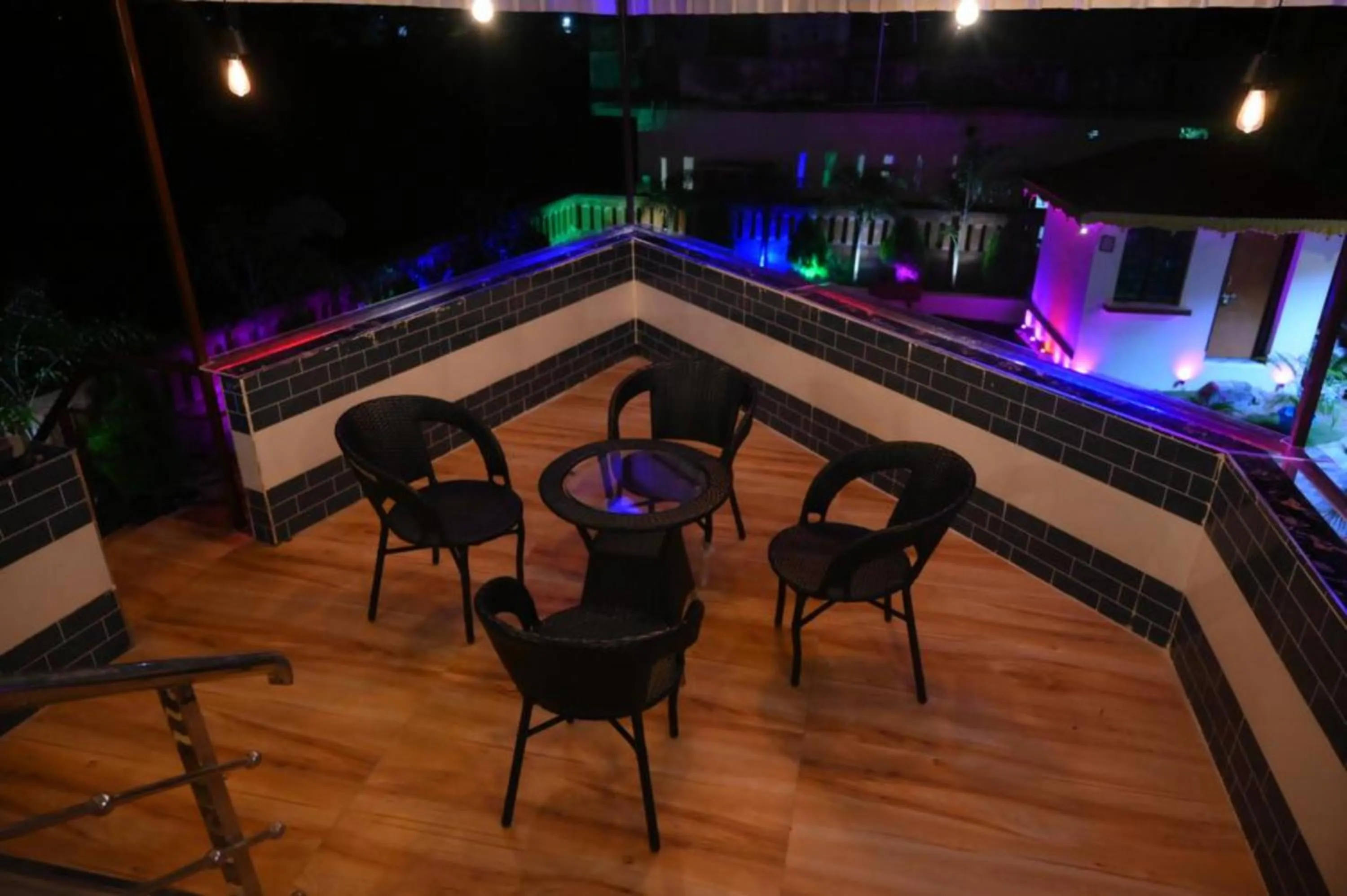 Restaurant/places to eat, Pool View in Bottom Up Villa Bhubaneswar