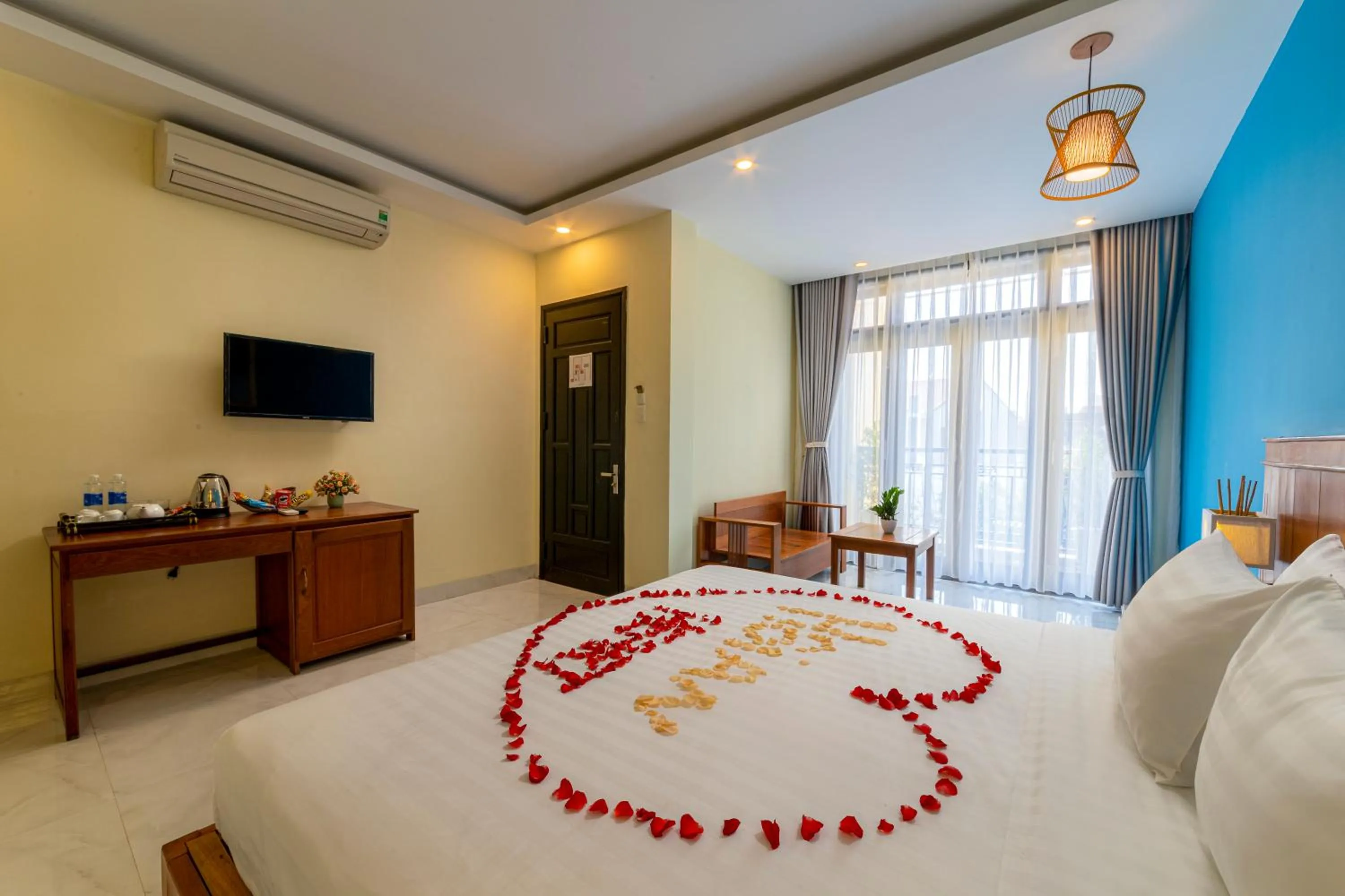 Bedroom, Bed in Hoi An Heart hostel Villa - Bespoke