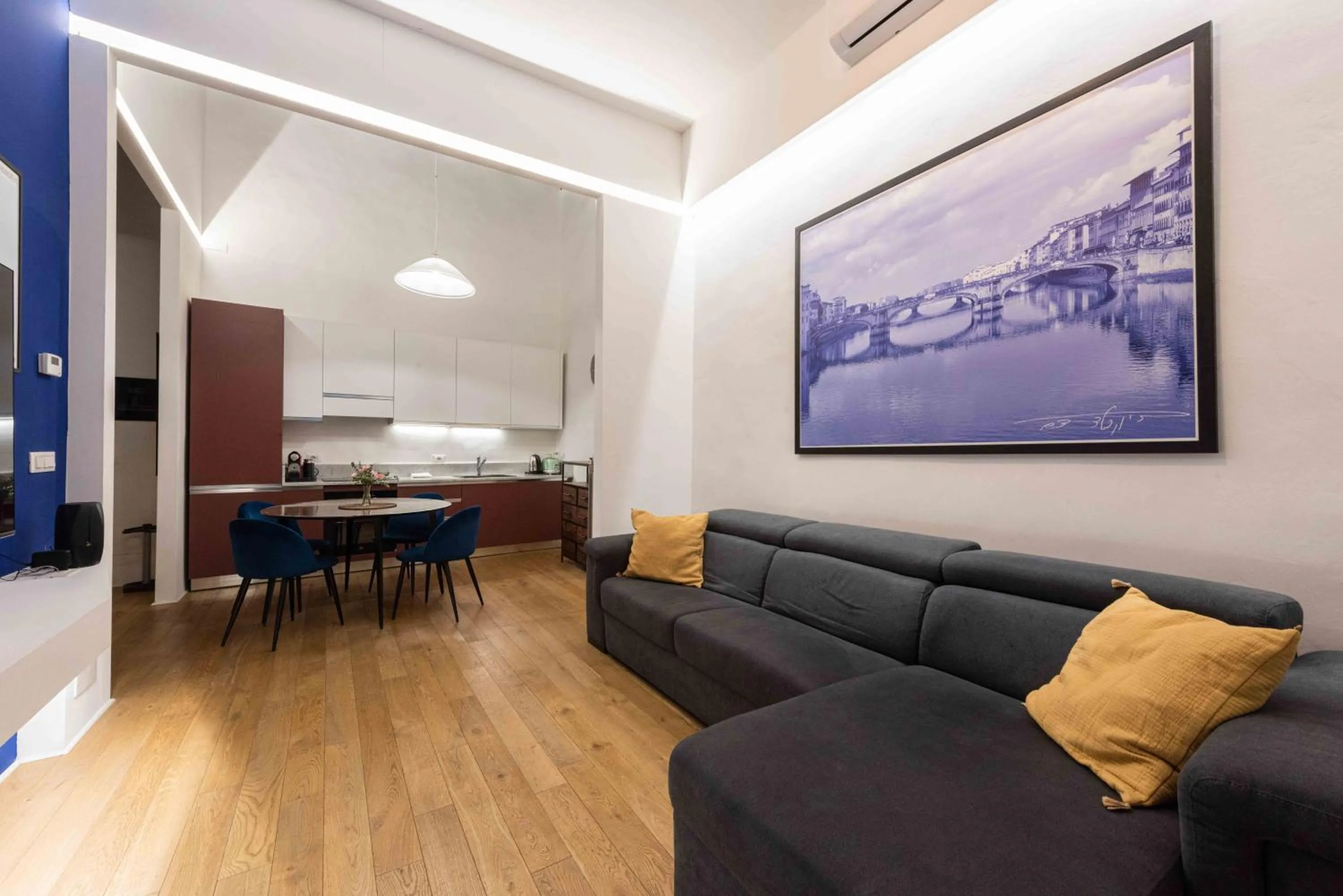 Bedroom in San Niccolò Dream by Mmega