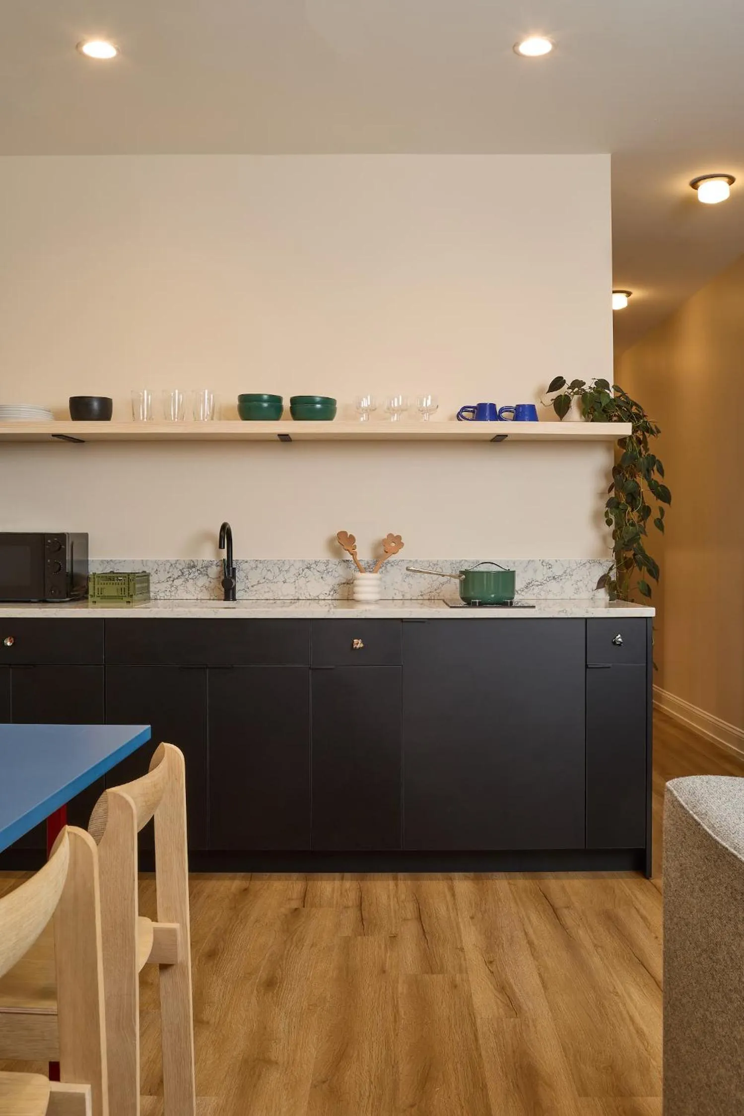 Kitchen or kitchenette in YOWIE Hotel