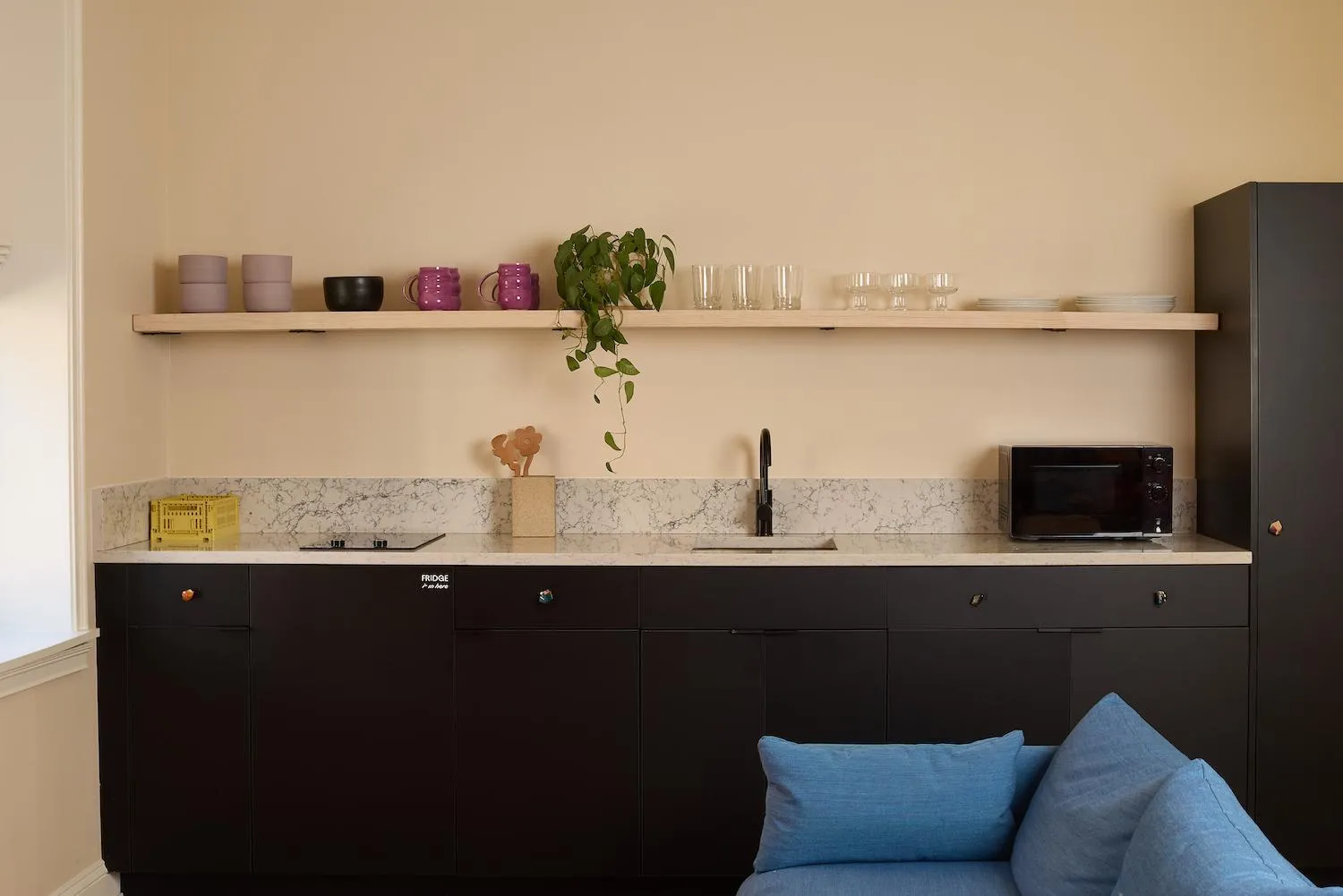 Kitchen or kitchenette in YOWIE Hotel