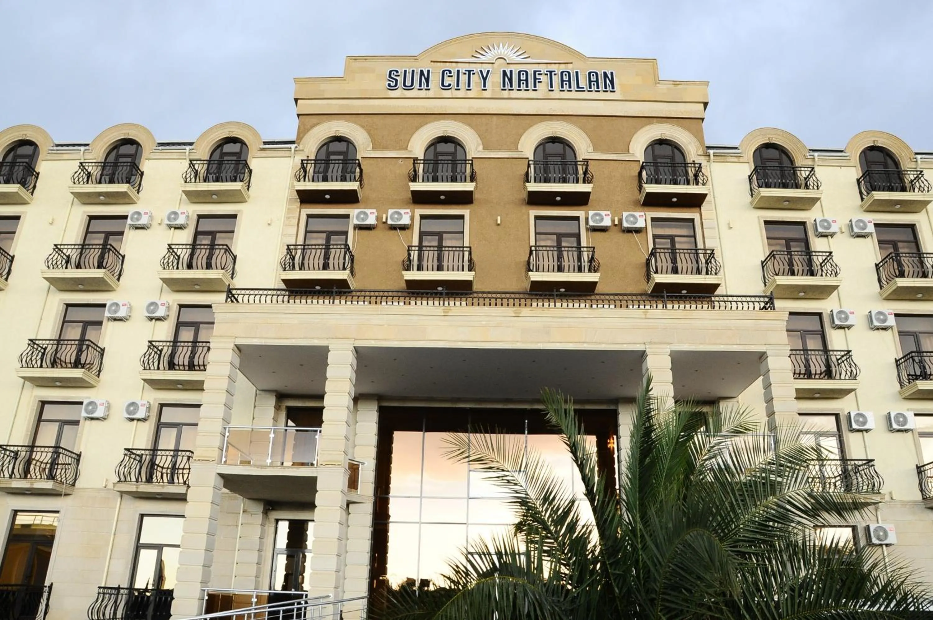 Property building in Sun City Hotel & Spa Naftalan