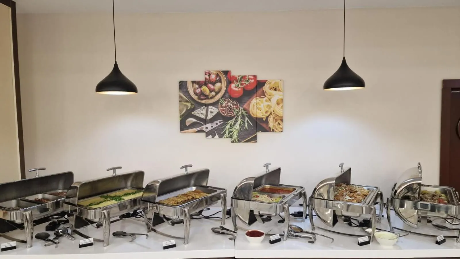 Food in Sun City Hotel & Spa Naftalan