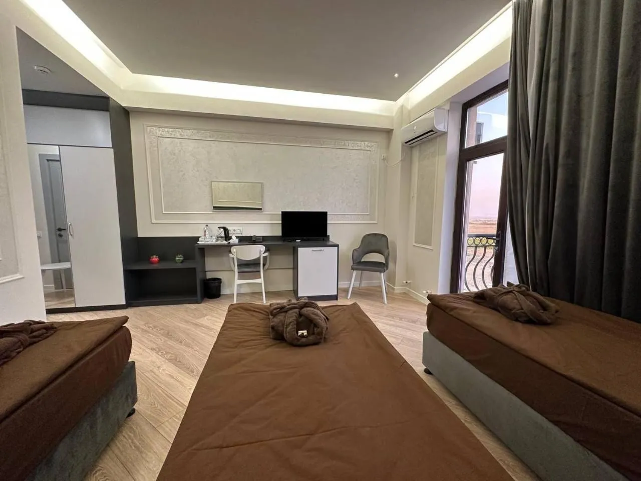 Bedroom, Bed in Sun City Hotel & Spa Naftalan