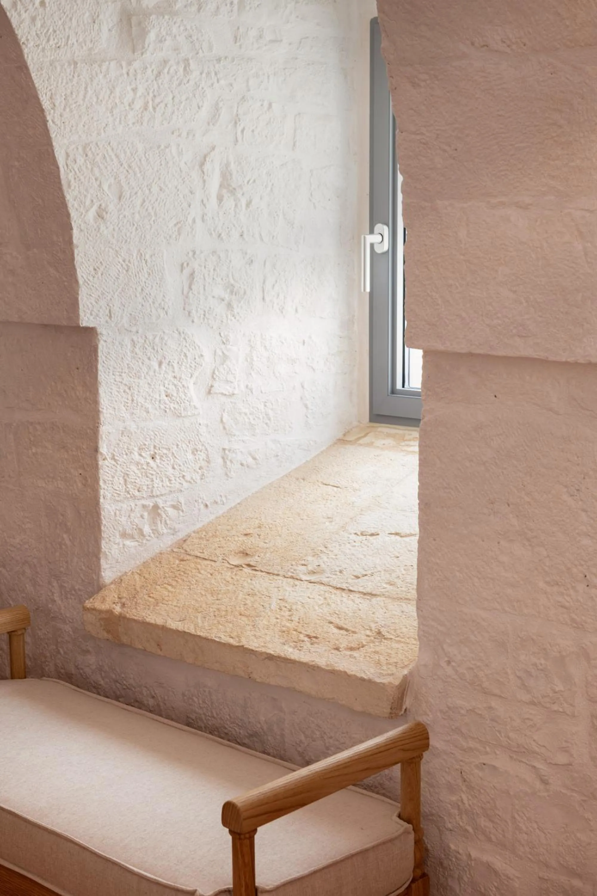 Decorative detail in Masseria Auraterrae