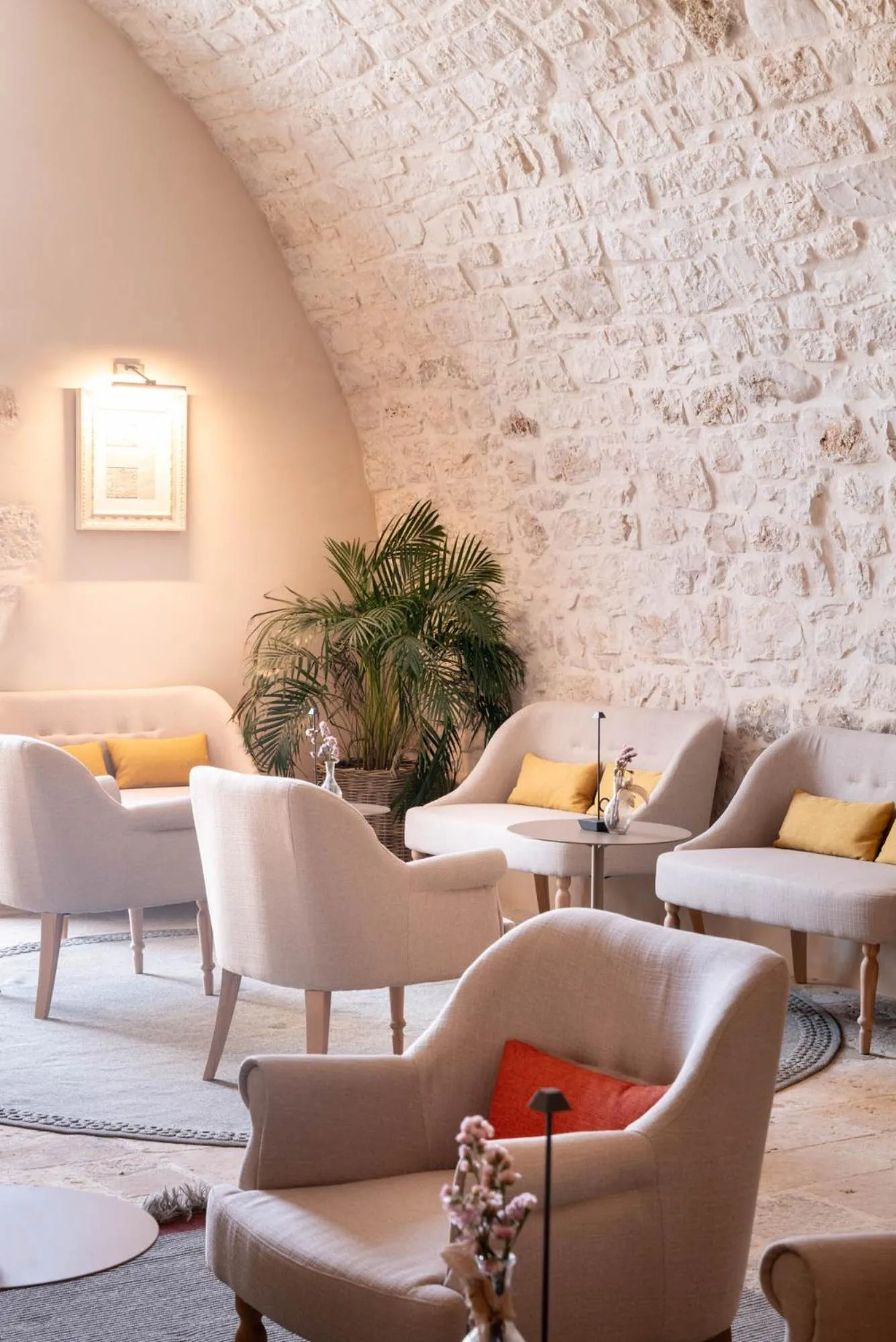 Communal lounge/ TV room in Masseria Auraterrae