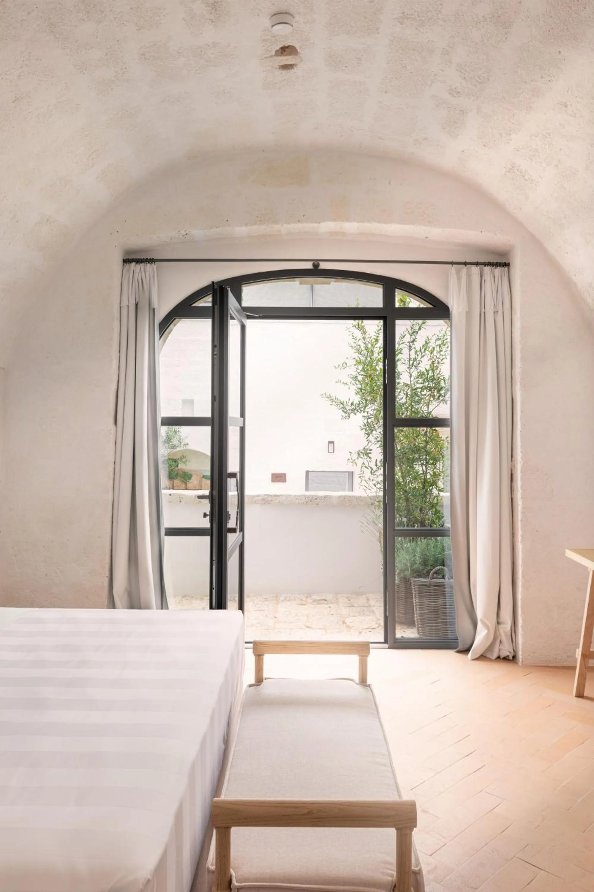 View (from property/room), Bed in Masseria Auraterrae