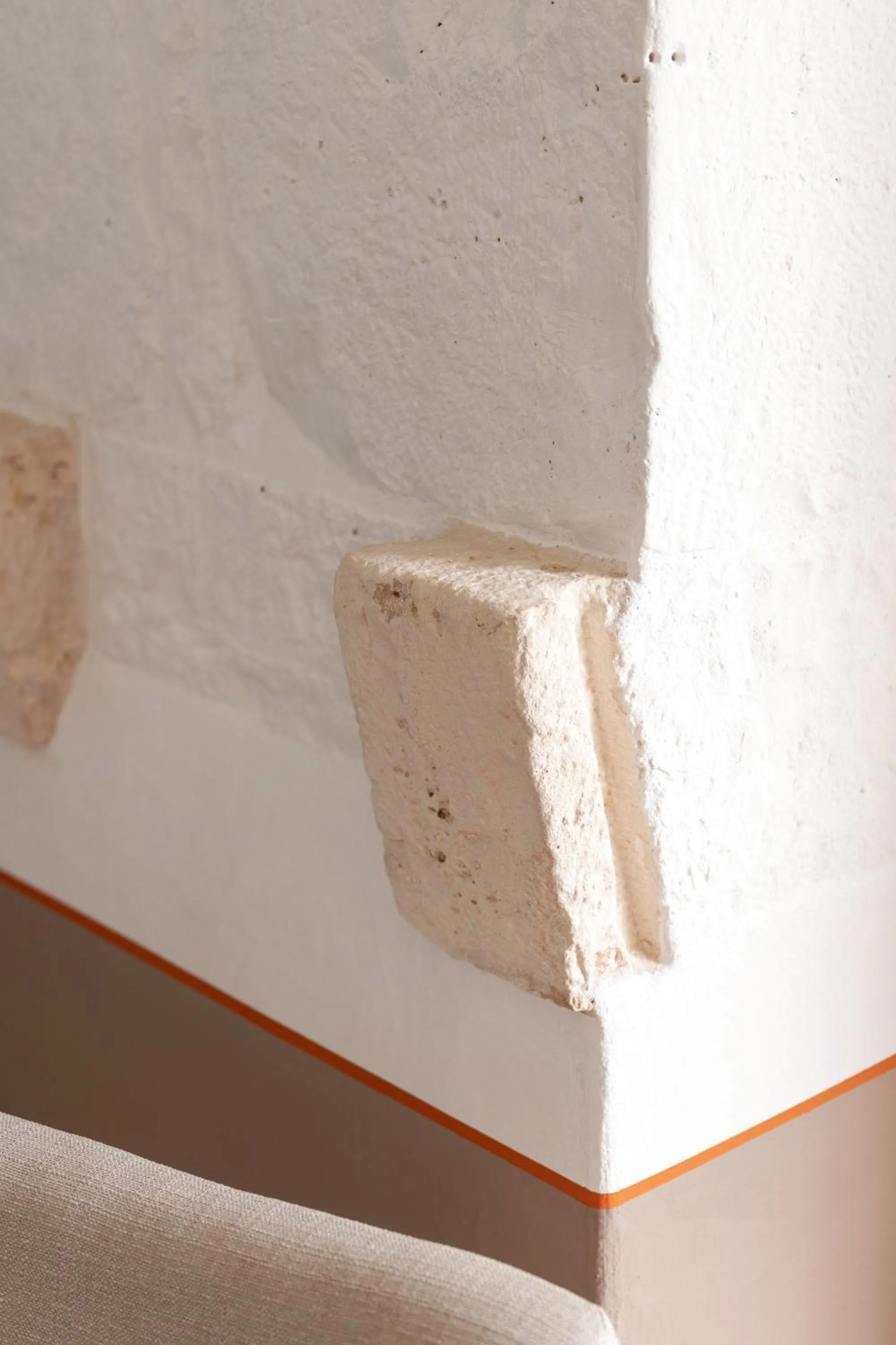 Decorative detail in Masseria Auraterrae