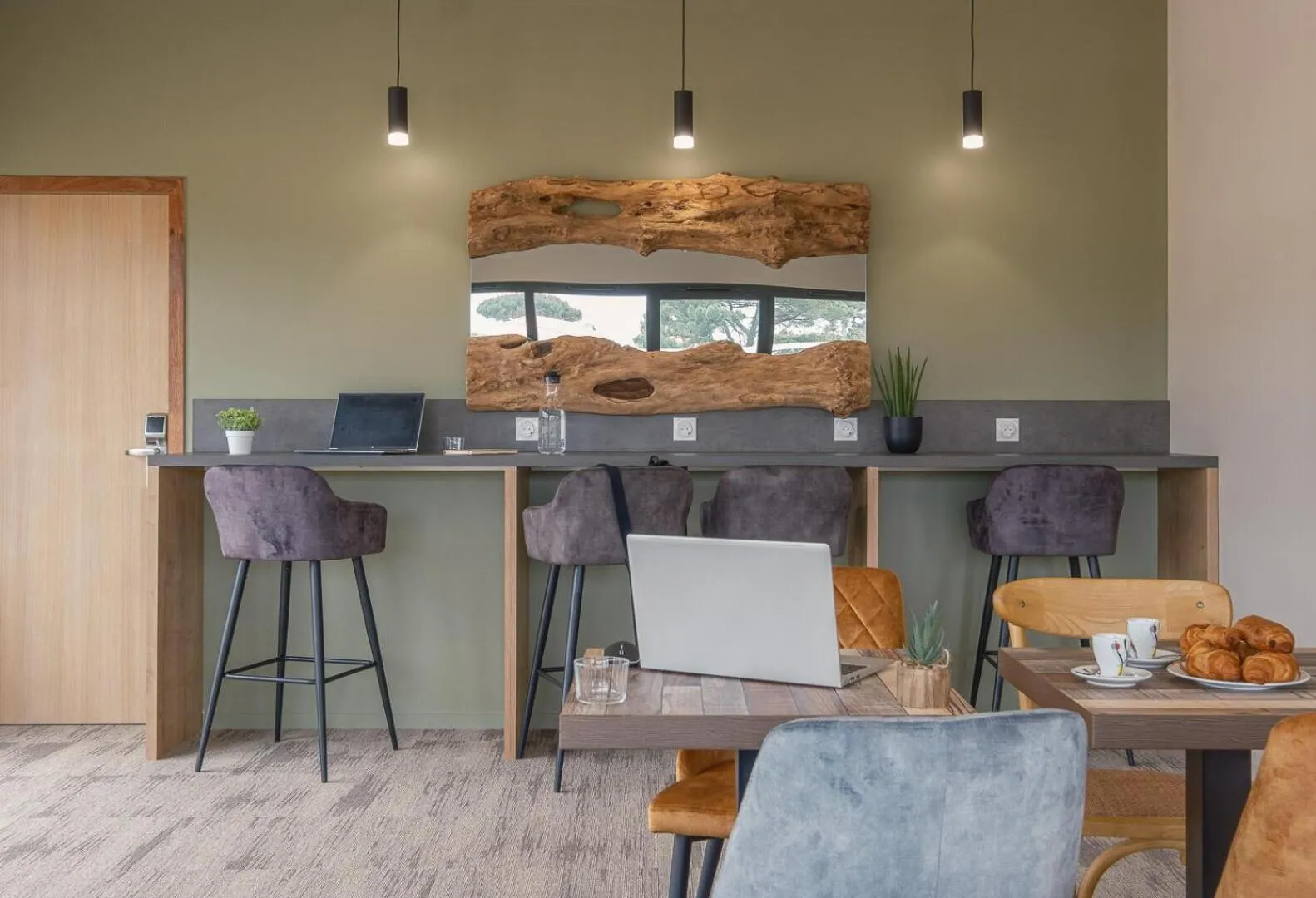 Living room in The Originals City, Relais d'Estillac, Agen Sud