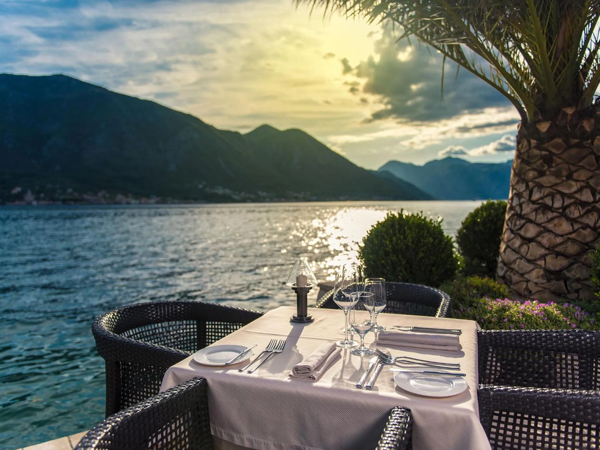 Restaurant/places to eat in Hotel Forza Mare