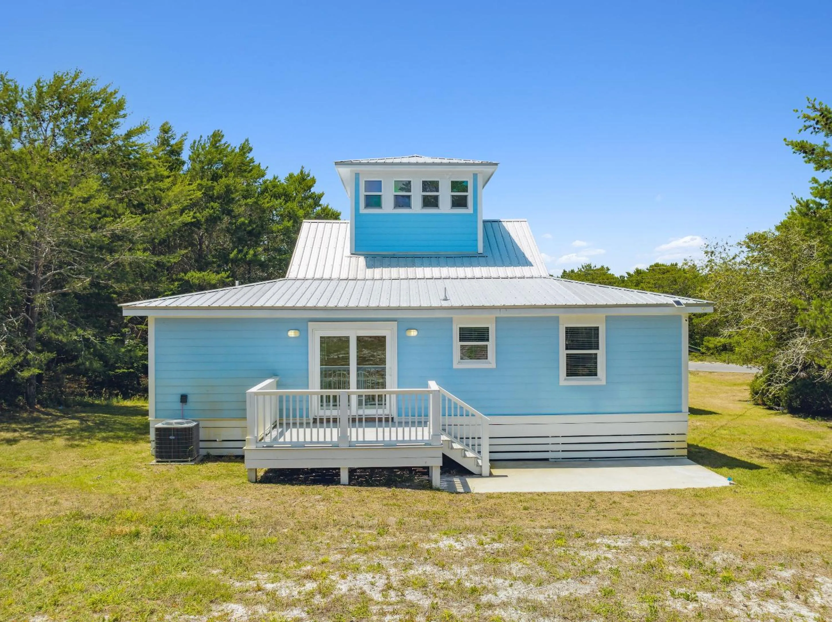 Property building in 30A Pet Friendly Beach House - Vitamin Sea by Panhandle Getaways