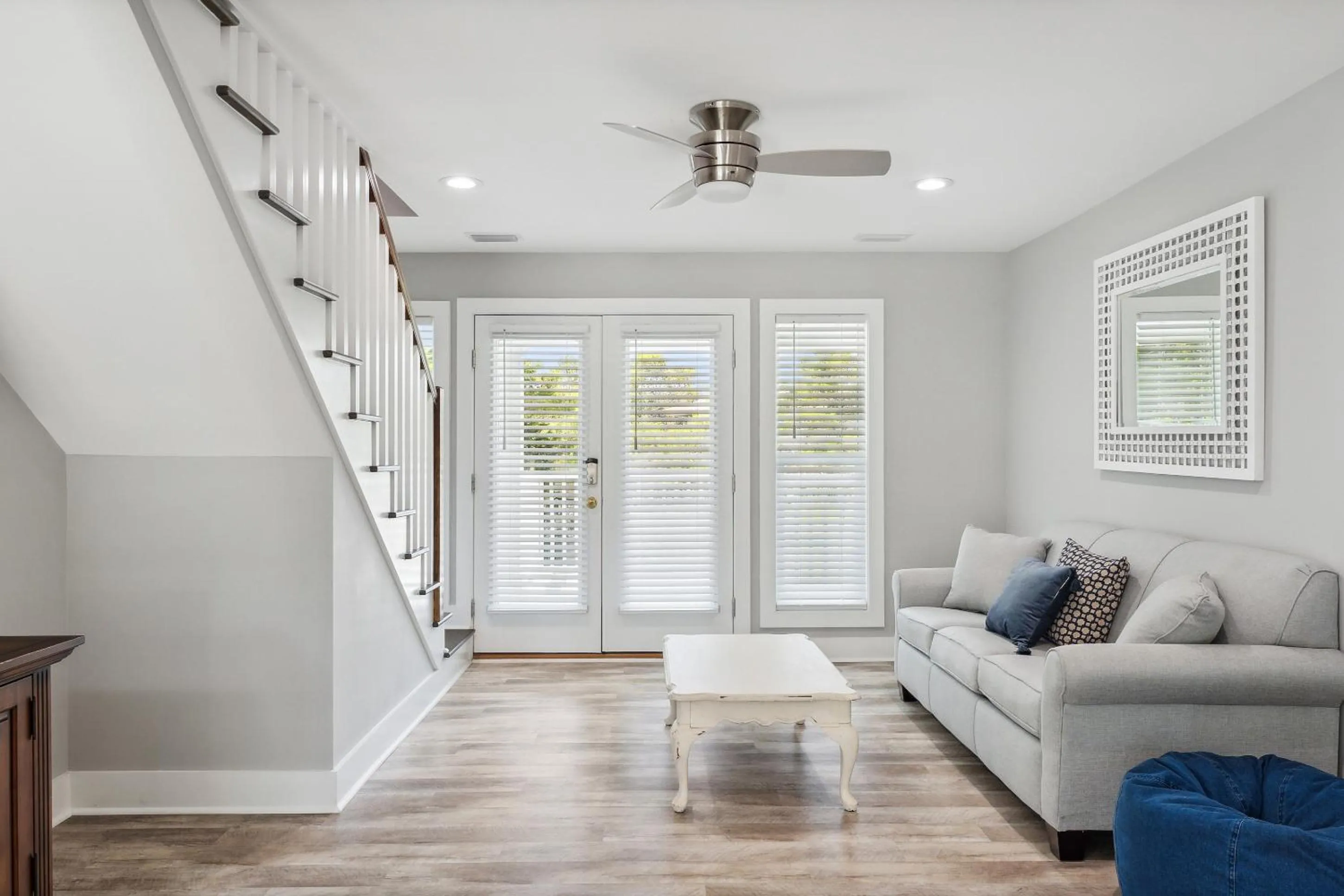 Facade/entrance in 30A Pet Friendly Beach House - Vitamin Sea by Panhandle Getaways