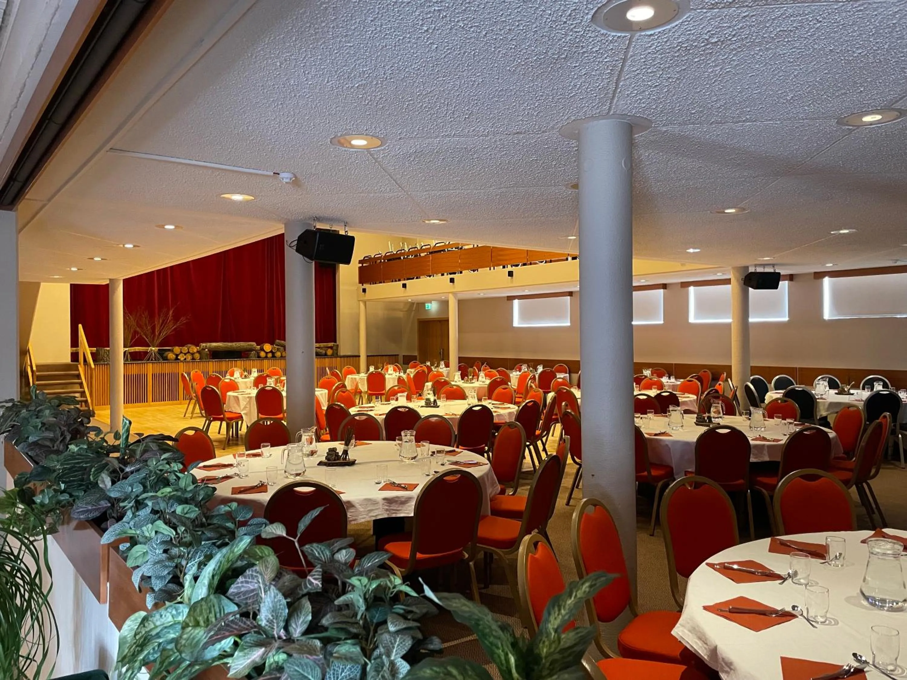 Restaurant/places to eat in Hótel Valaskjálf