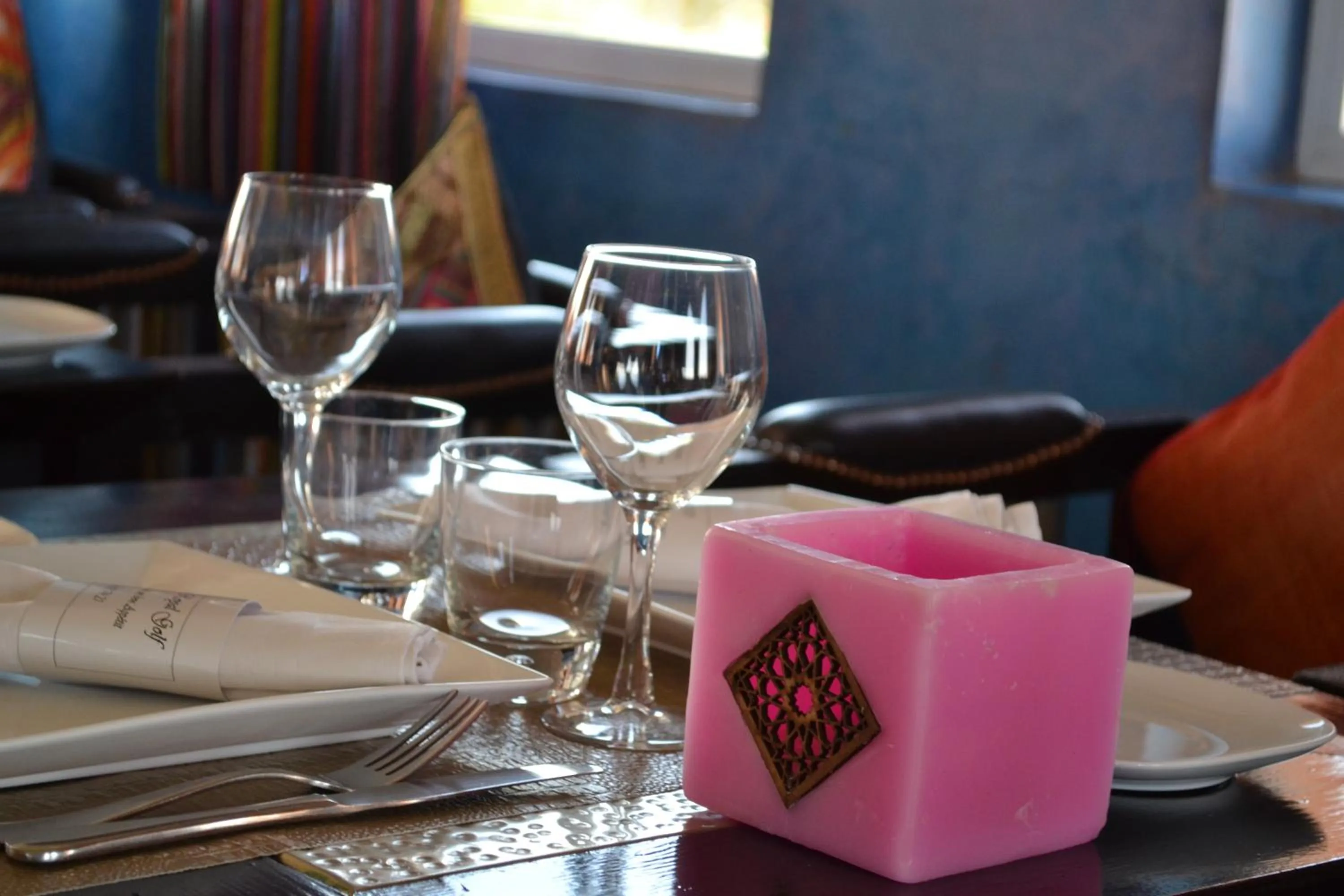 Restaurant/places to eat in Sultana Royal Golf