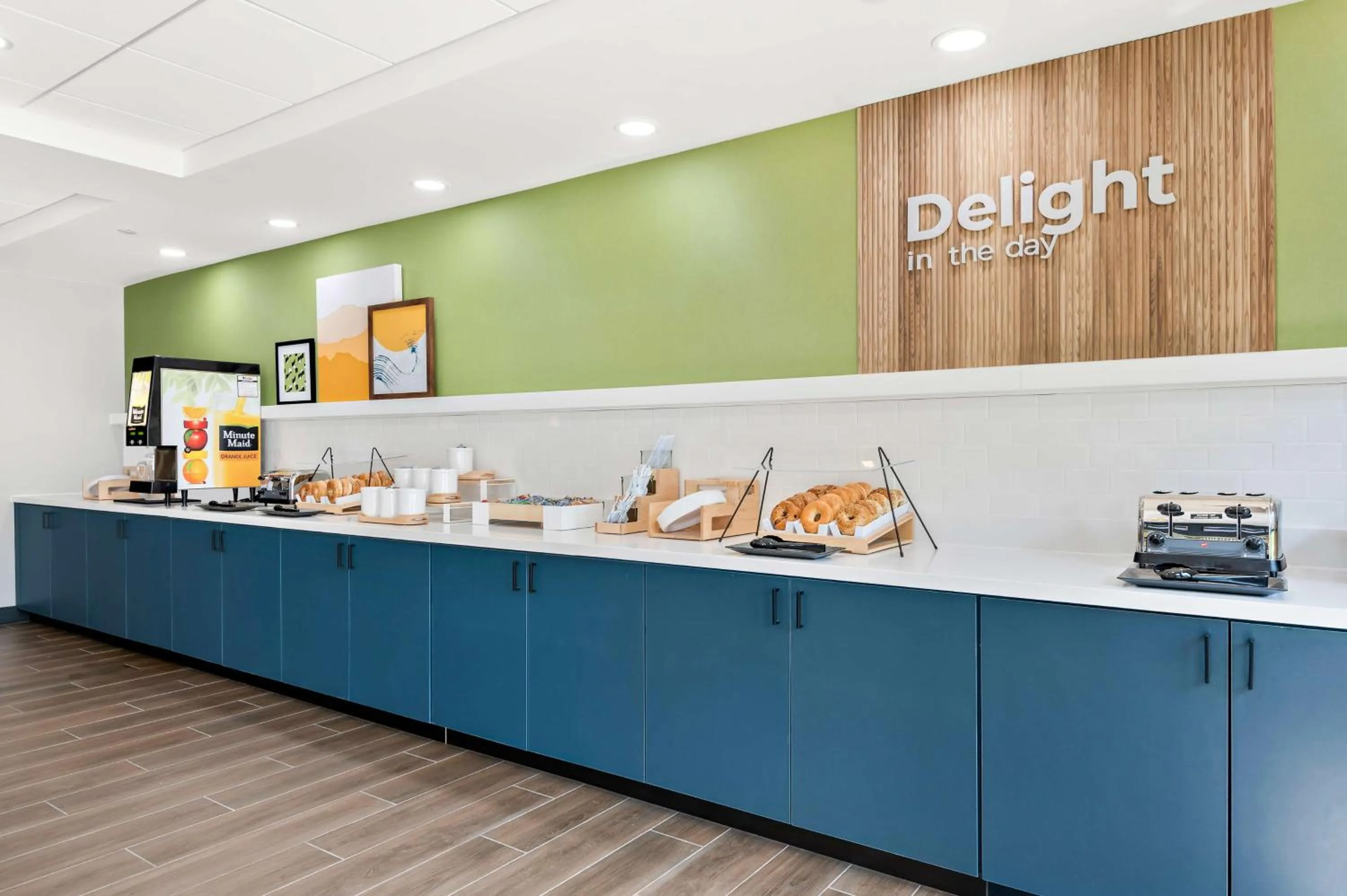 Breakfast in Spark by Hilton Lancaster Dutch Country