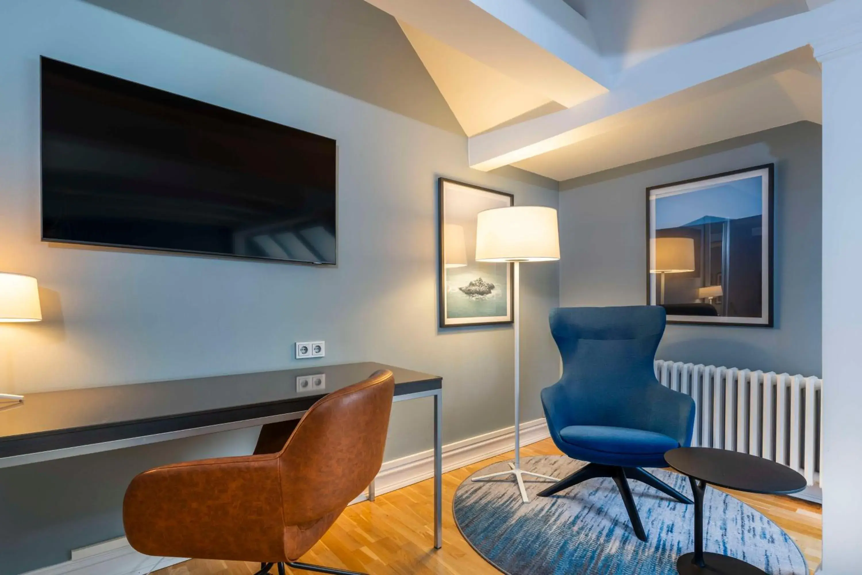 Suite in Radisson Blu 1919 Hotel, Reykjavík Suite in Radisson Blu 1919 Hotel, Reykjavík