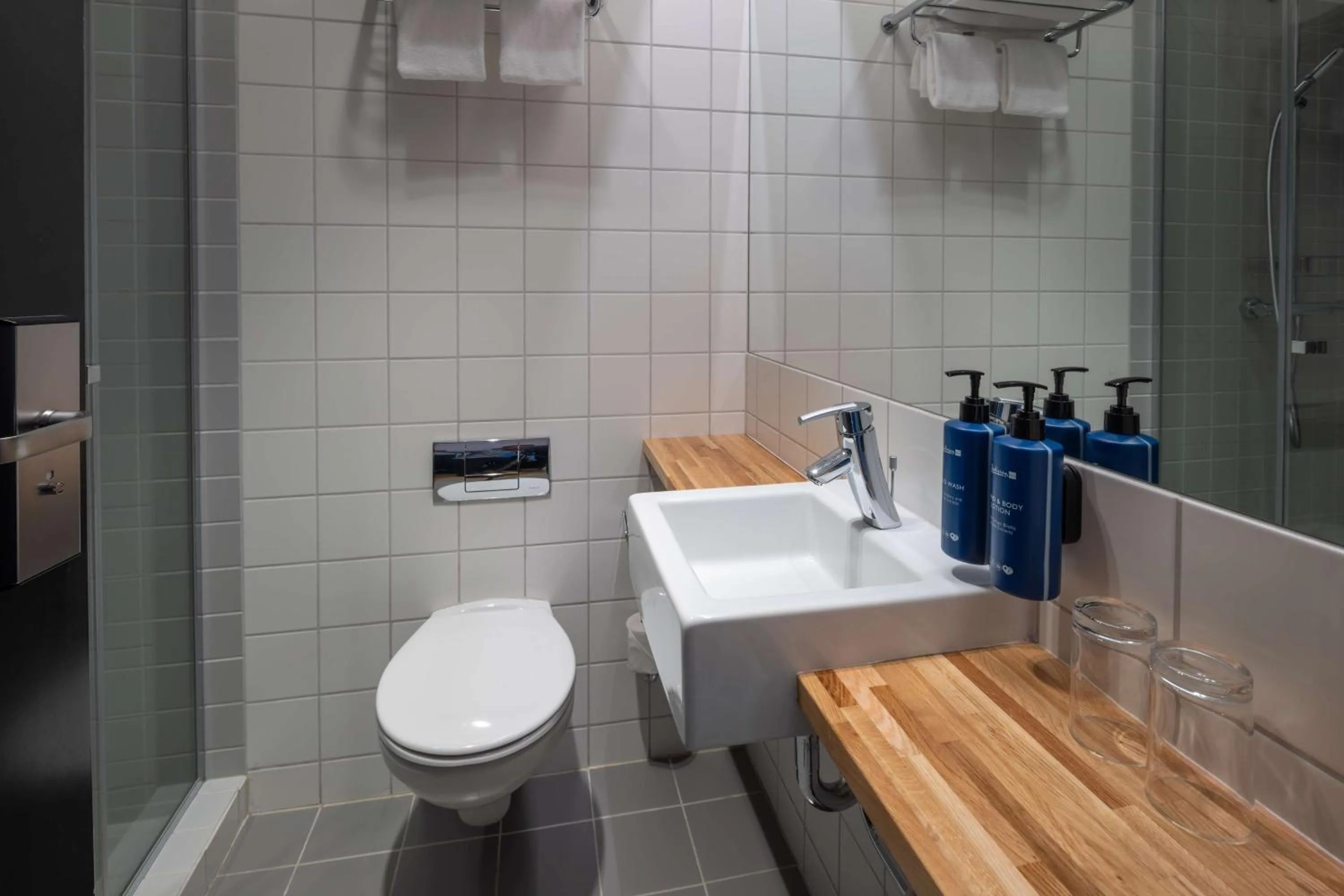 Bathroom in Radisson Blu 1919 Hotel, Reykjavík