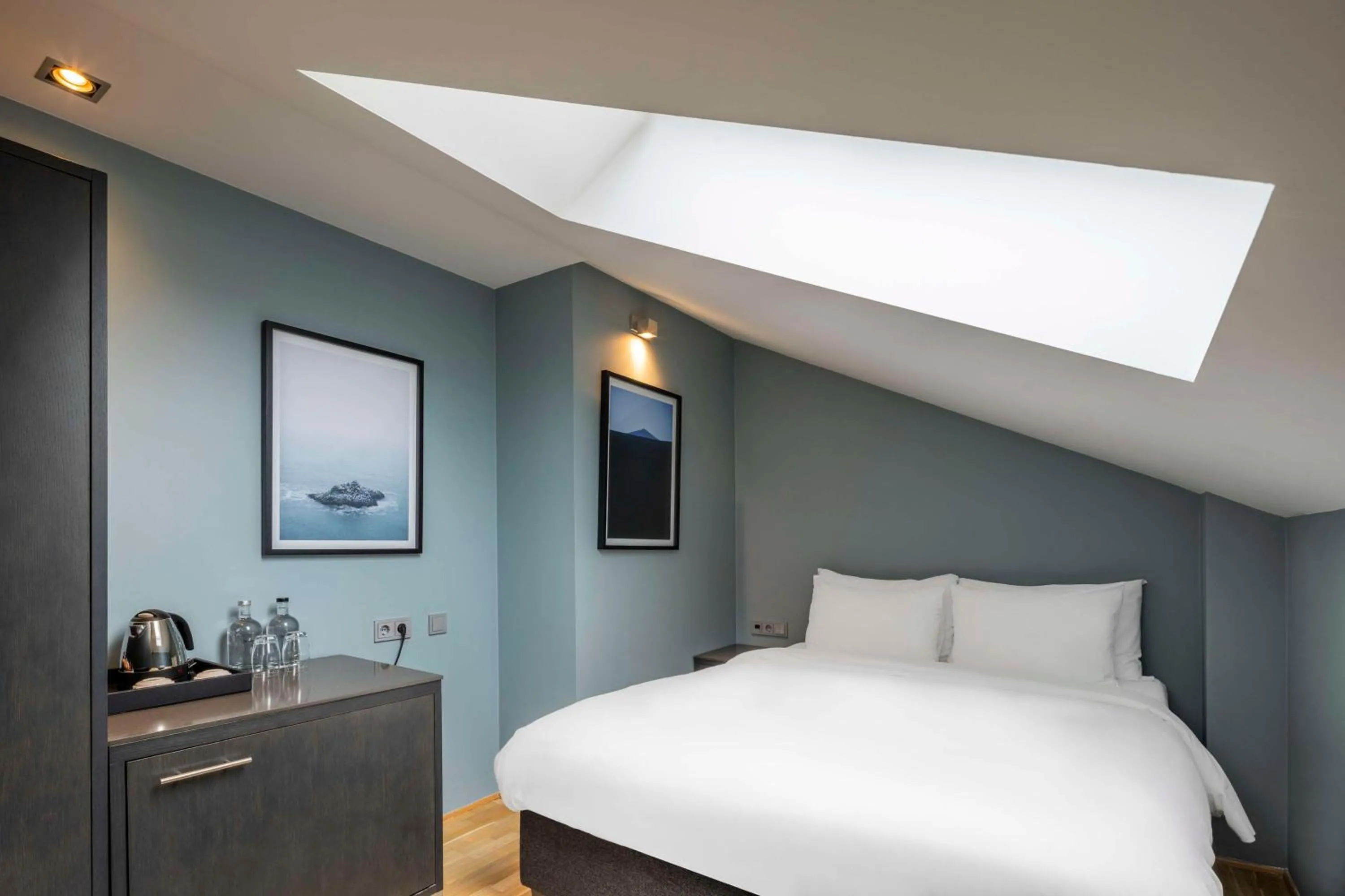 Bedroom, Bed in Radisson Blu 1919 Hotel, Reykjavík