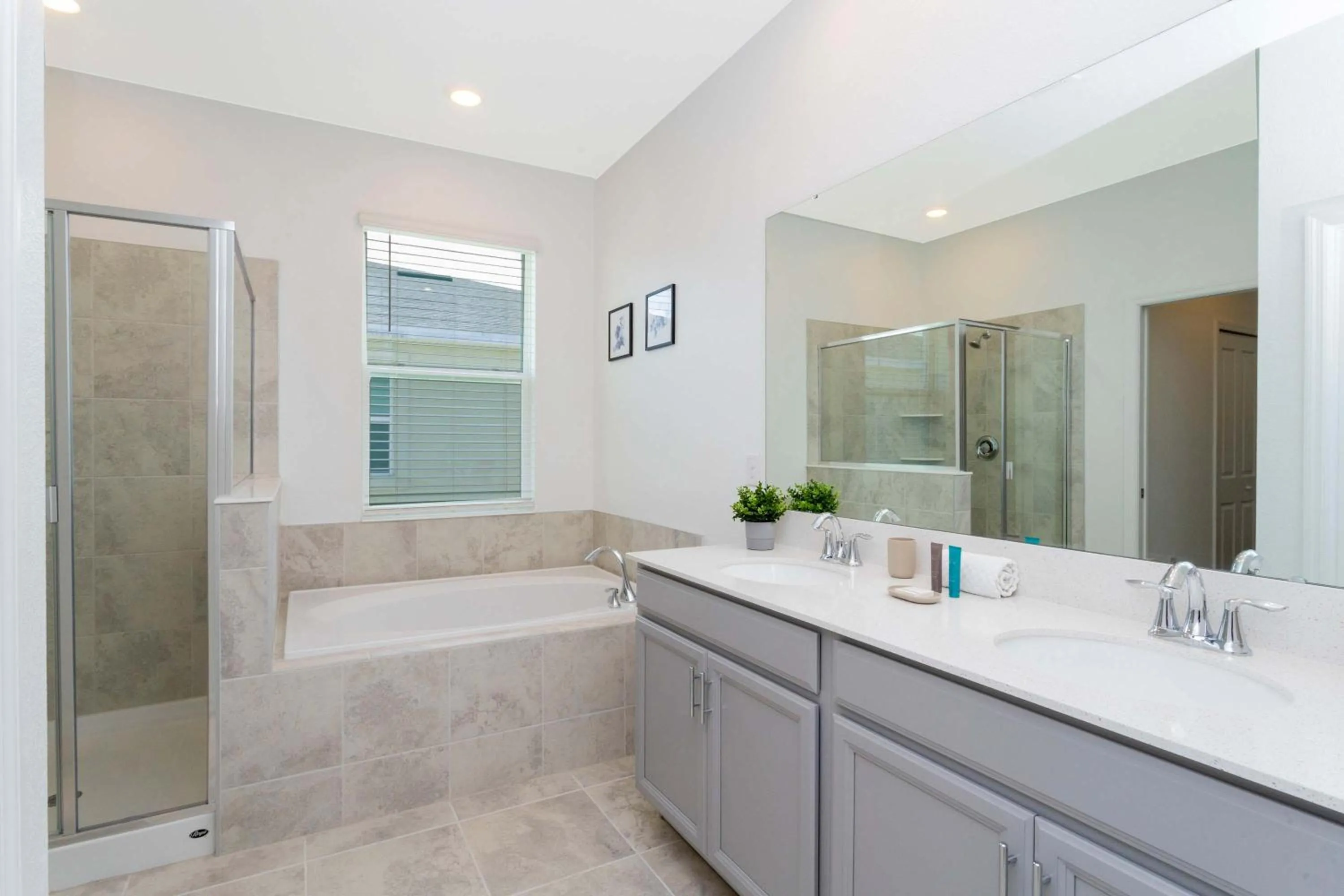 Gorgeous 3Bd Close to Disney @Champions Gate 993