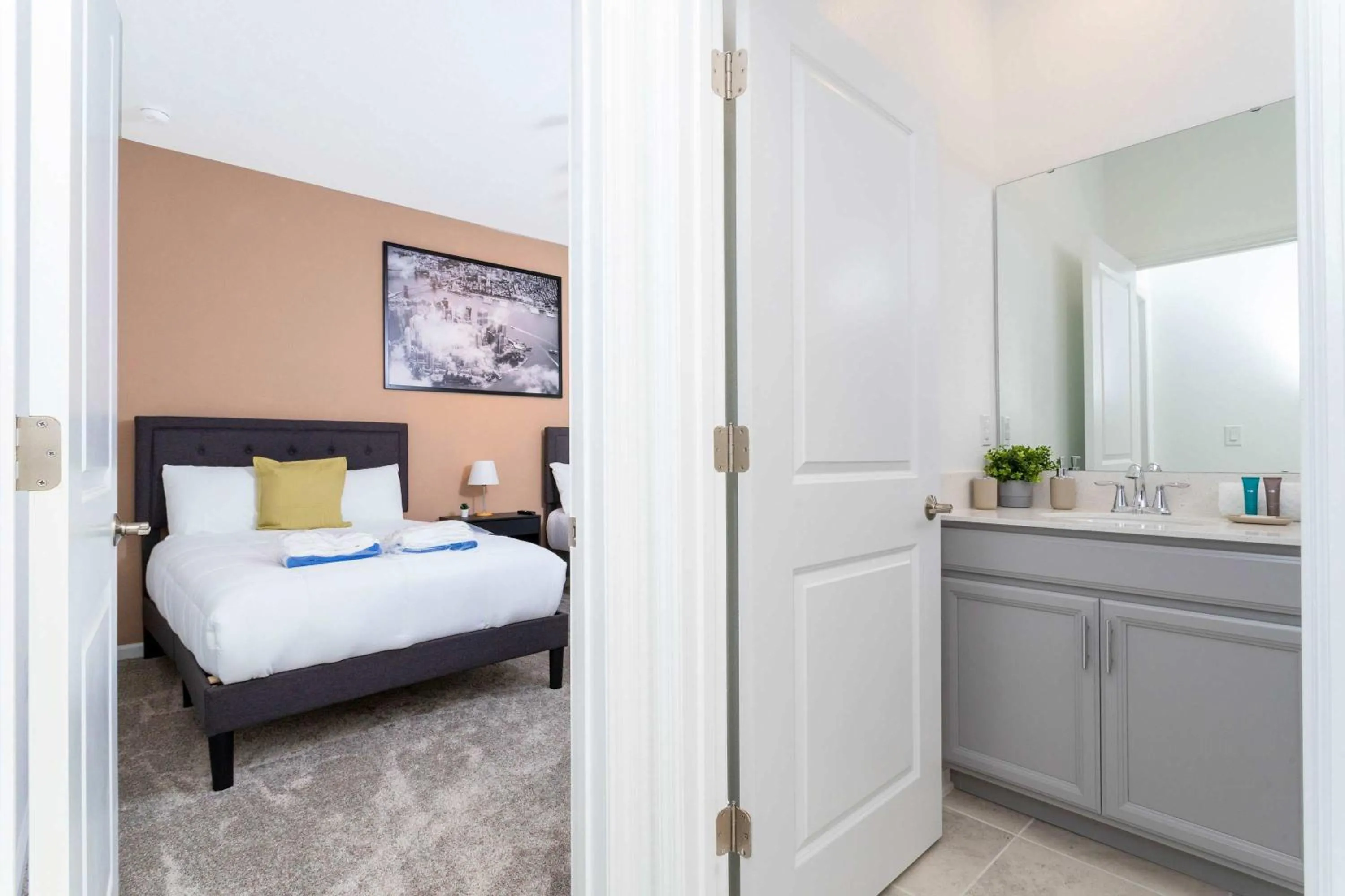 Bed in Gorgeous 3Bd Close to Disney @Champions Gate 993