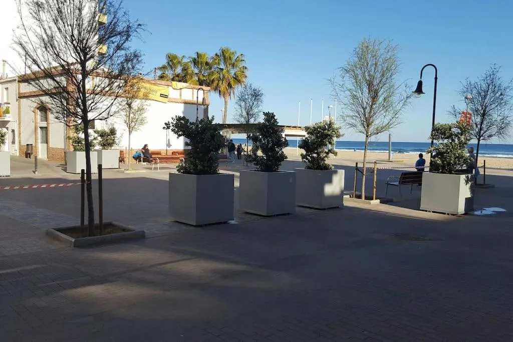Increíble casa frente al mar , planta baja