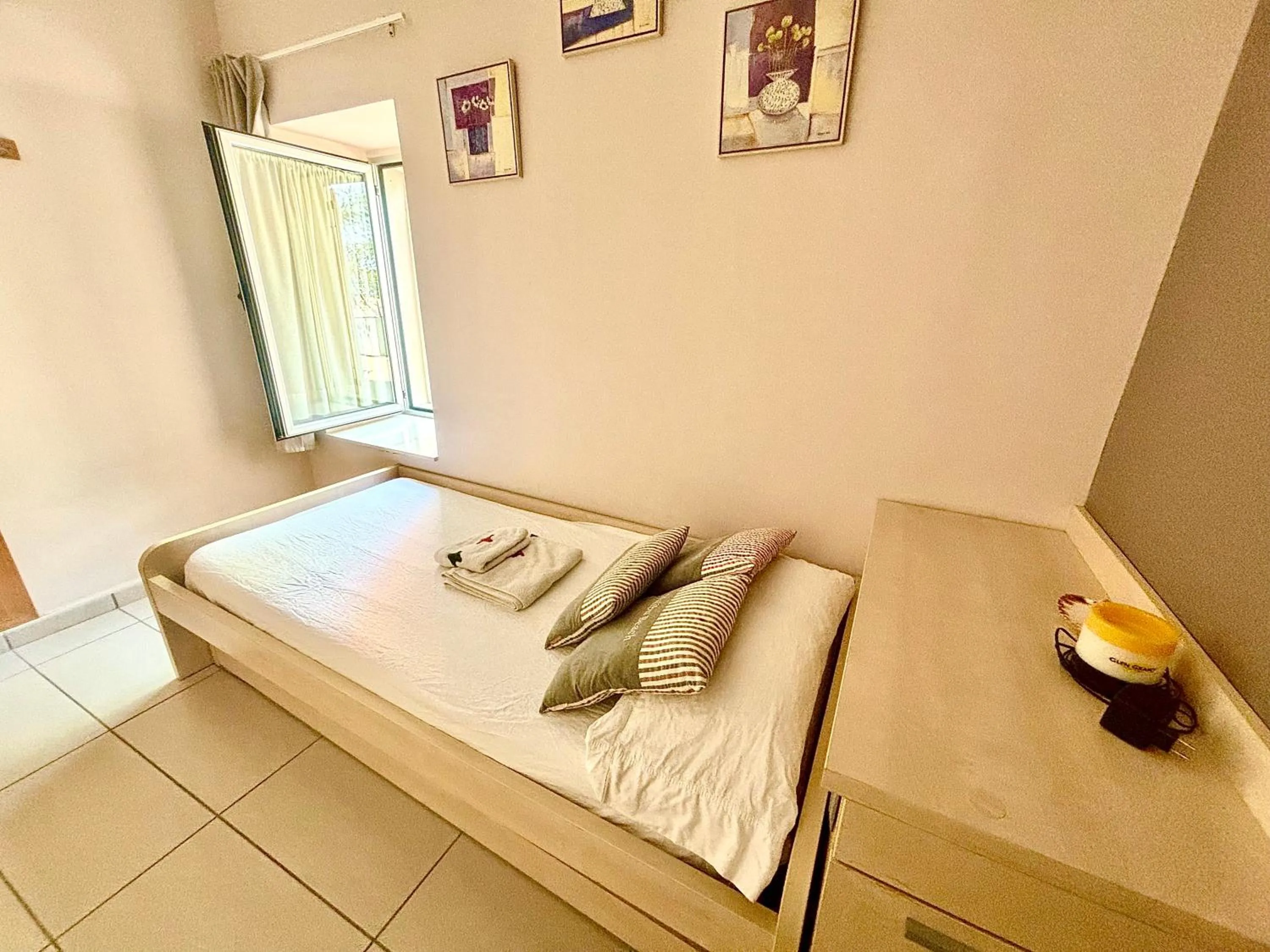 Bed in Increíble casa frente al mar , planta baja