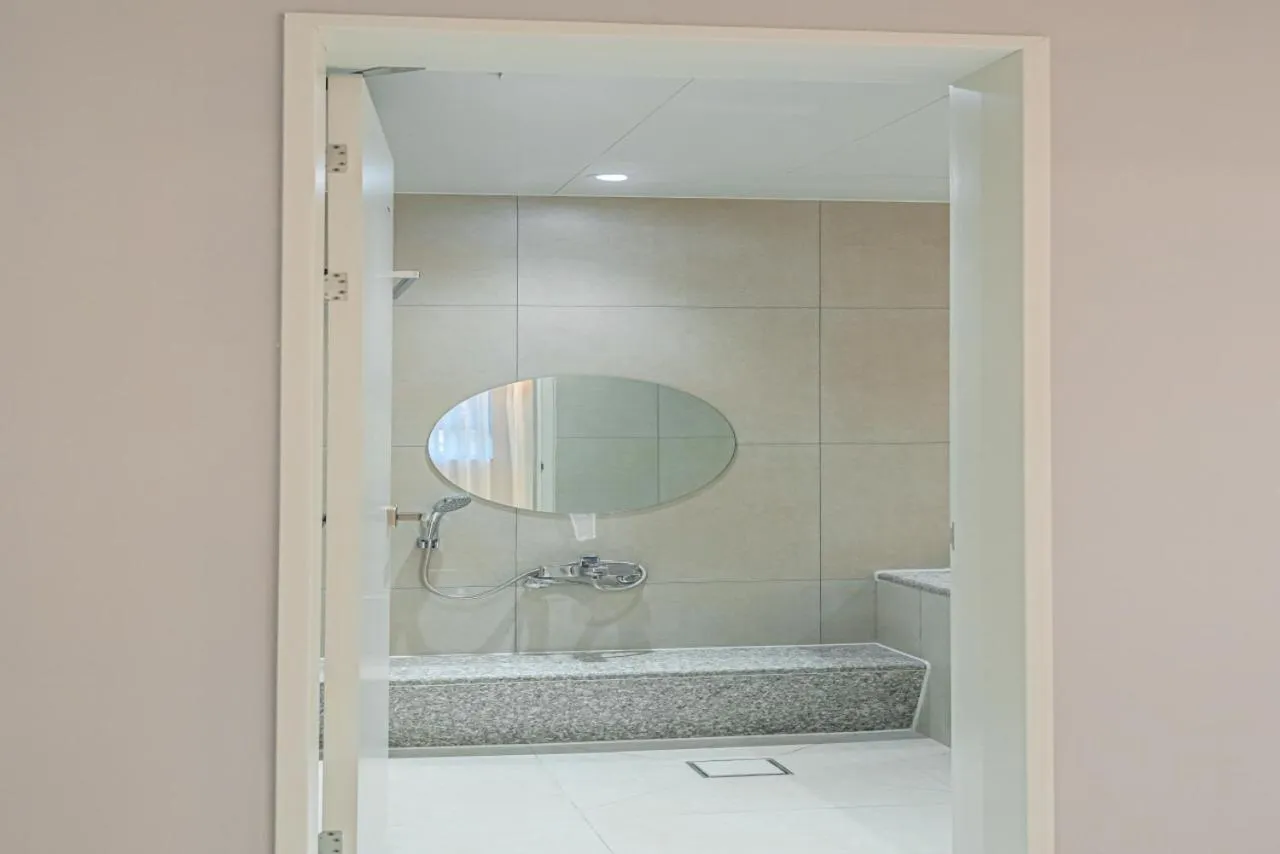 Asherah Villa d' aqua Hotel