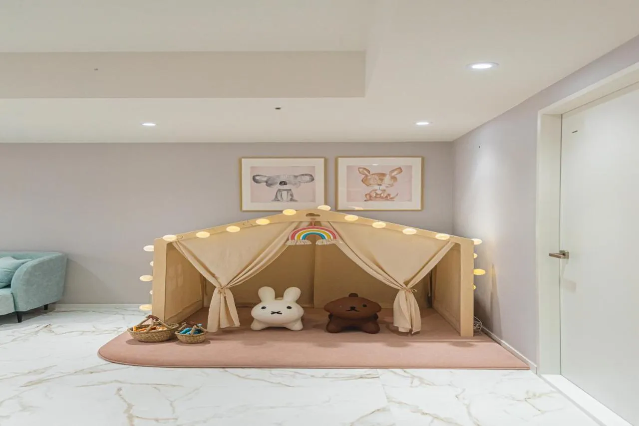 Asherah Villa d' aqua Hotel