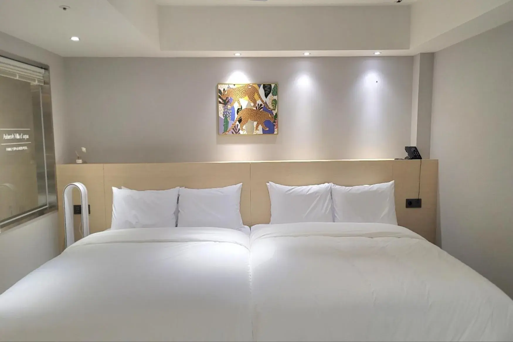 King Room with Two King Beds in Asherah Villa d' aqua Hotel King Room with Two King Beds in Asherah Villa d' aqua Hotel