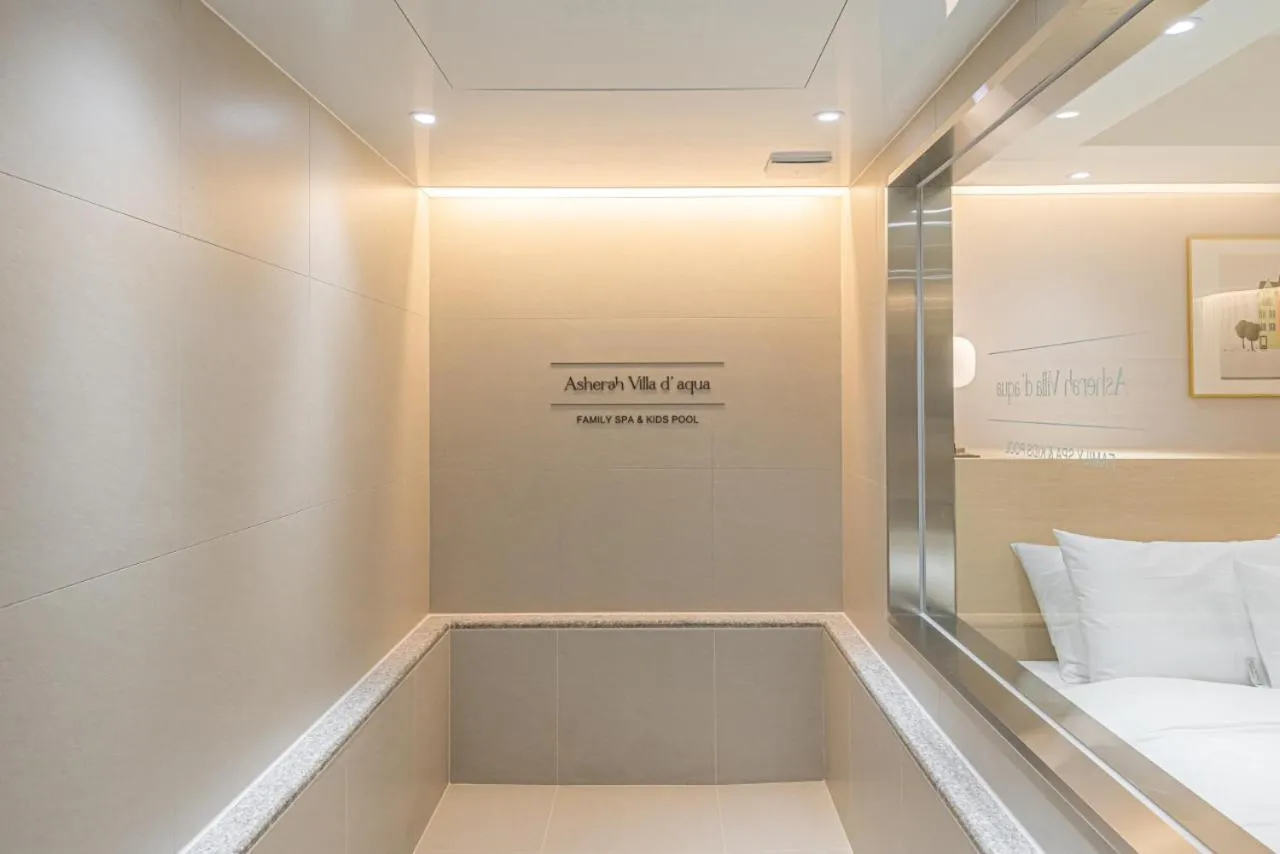 Bed in Asherah Villa d' aqua Hotel