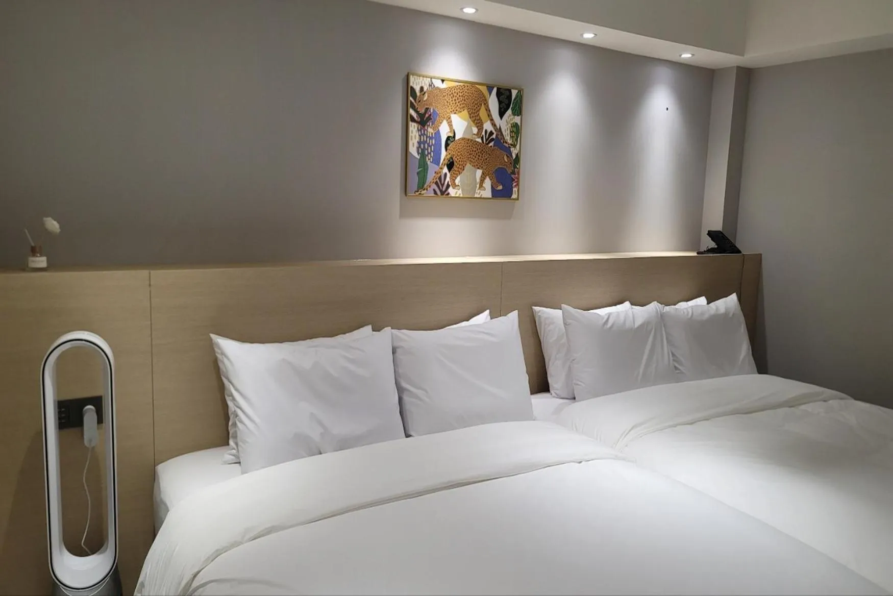 Bed in Asherah Villa d' aqua Hotel