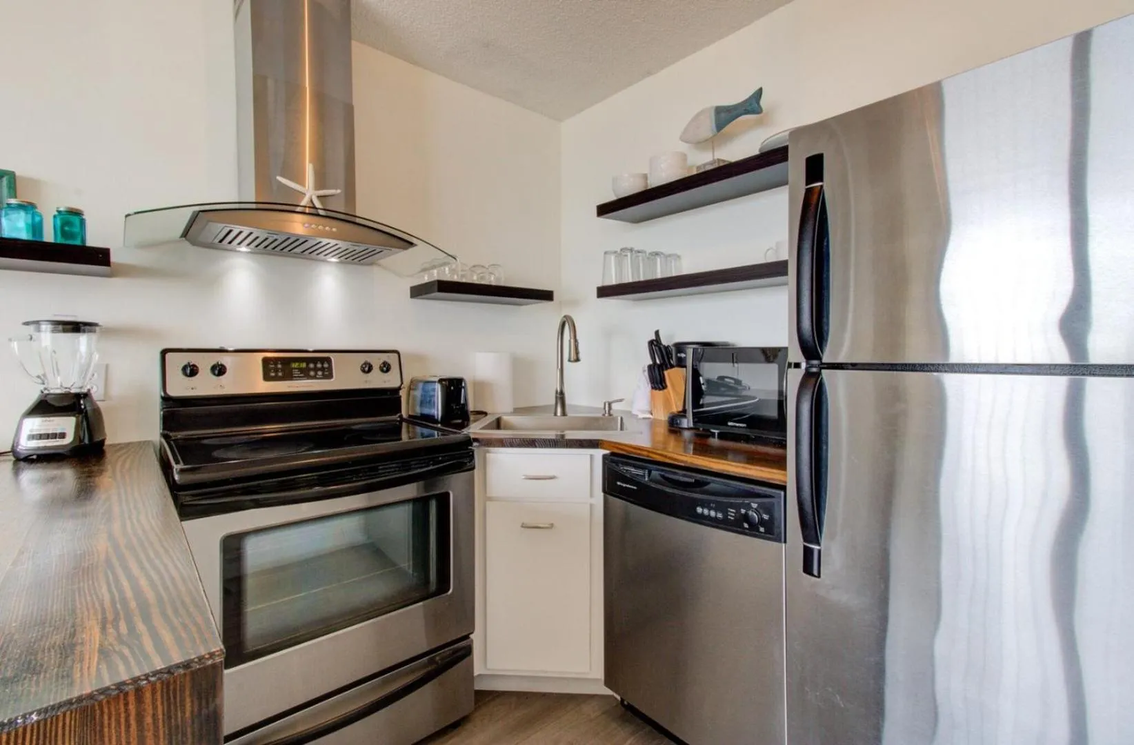 Kitchen or kitchenette in 0311 Seaside Retreat by Atlantic Towers