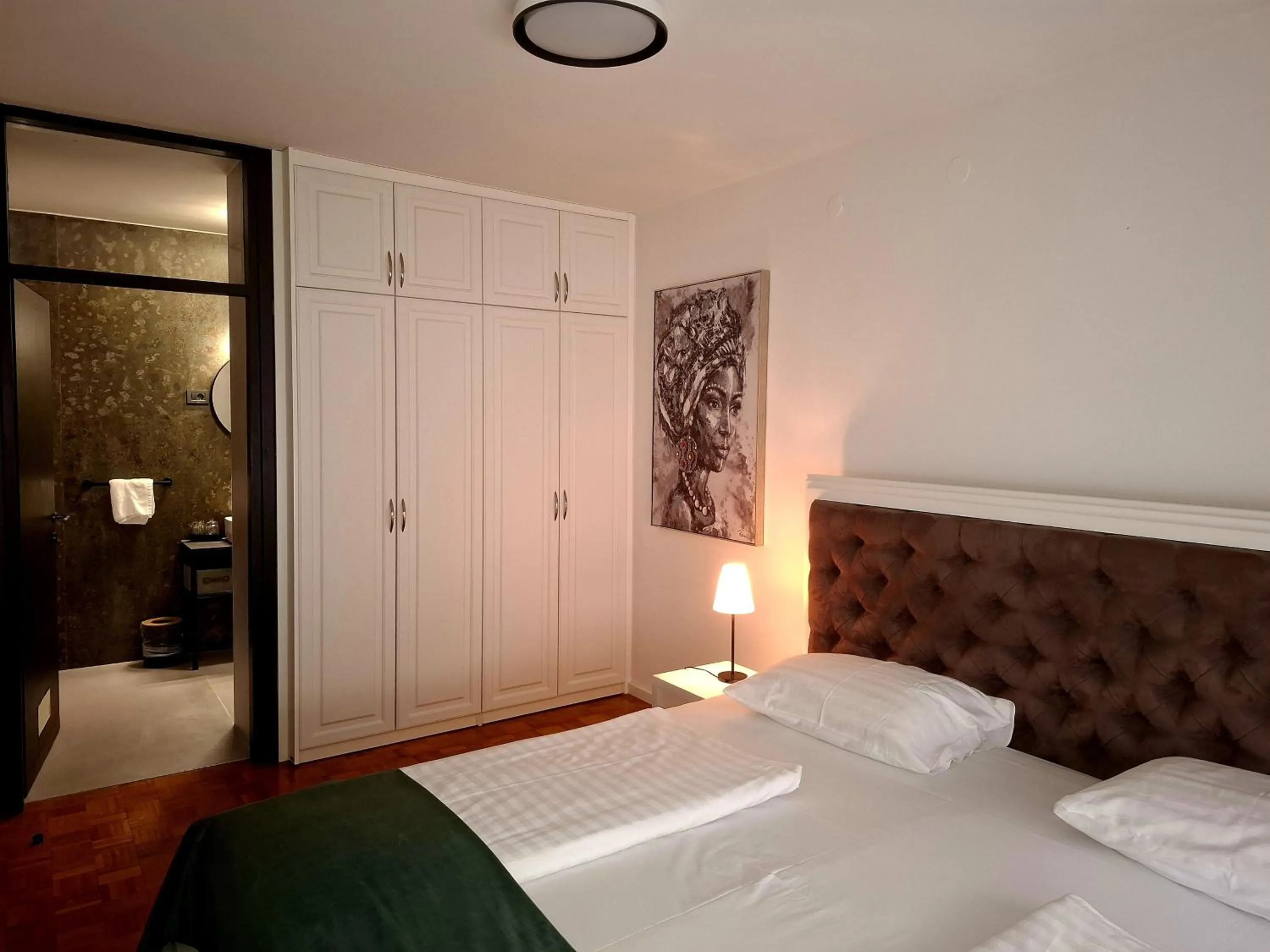 Bedroom, Bed in Artearia Hotel