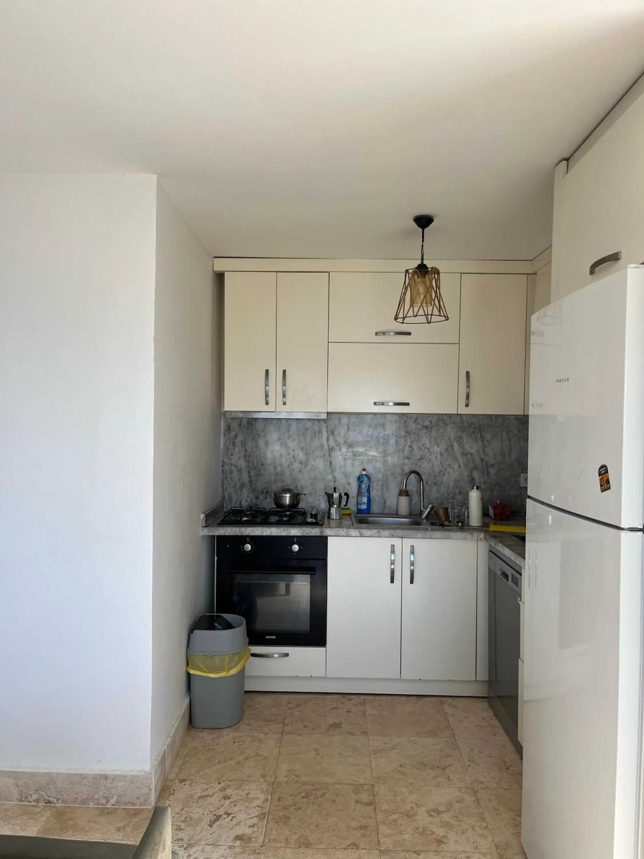 Kitchen or kitchenette in Ilya Apart 1