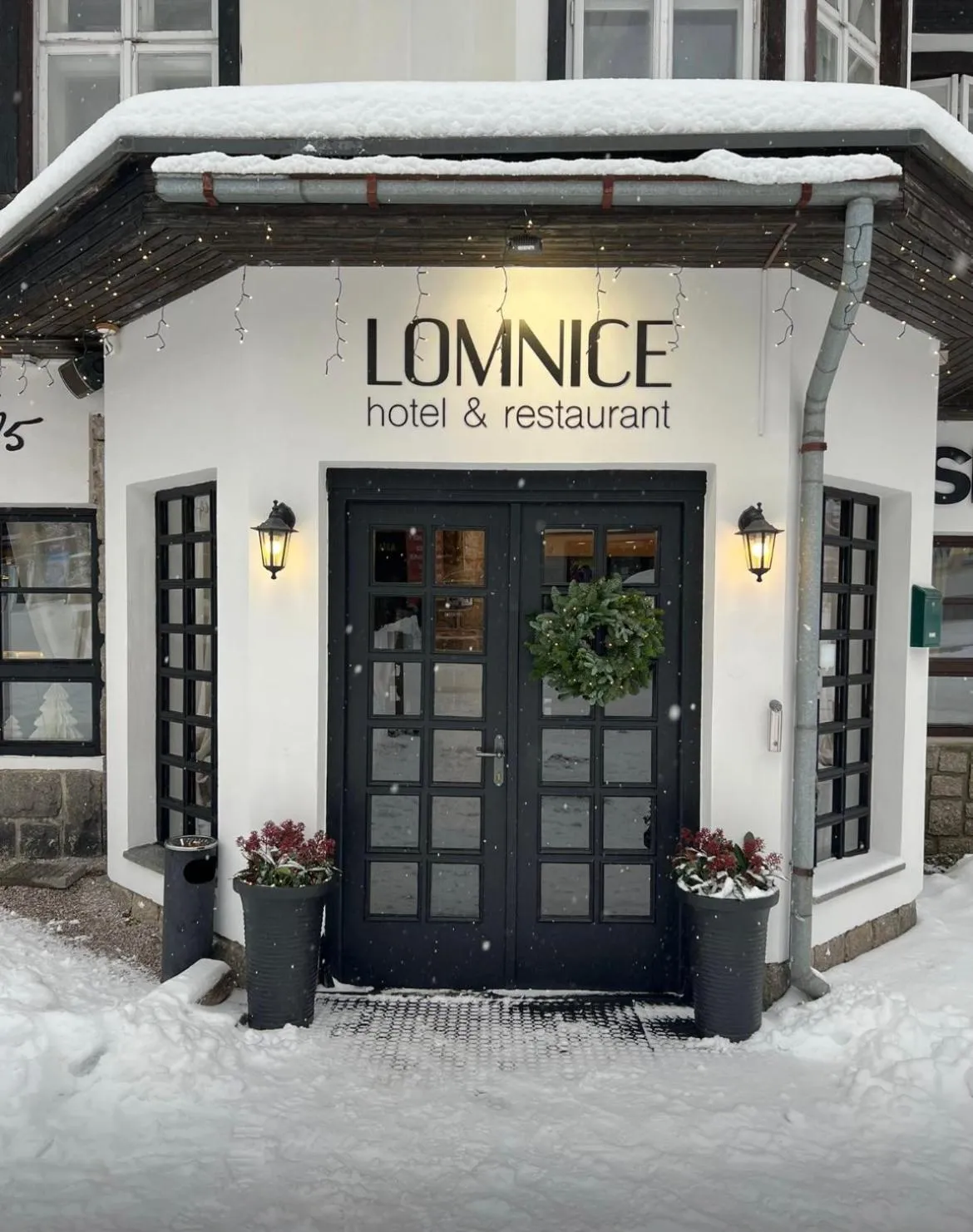 Facade/entrance in Hotel Lomnice