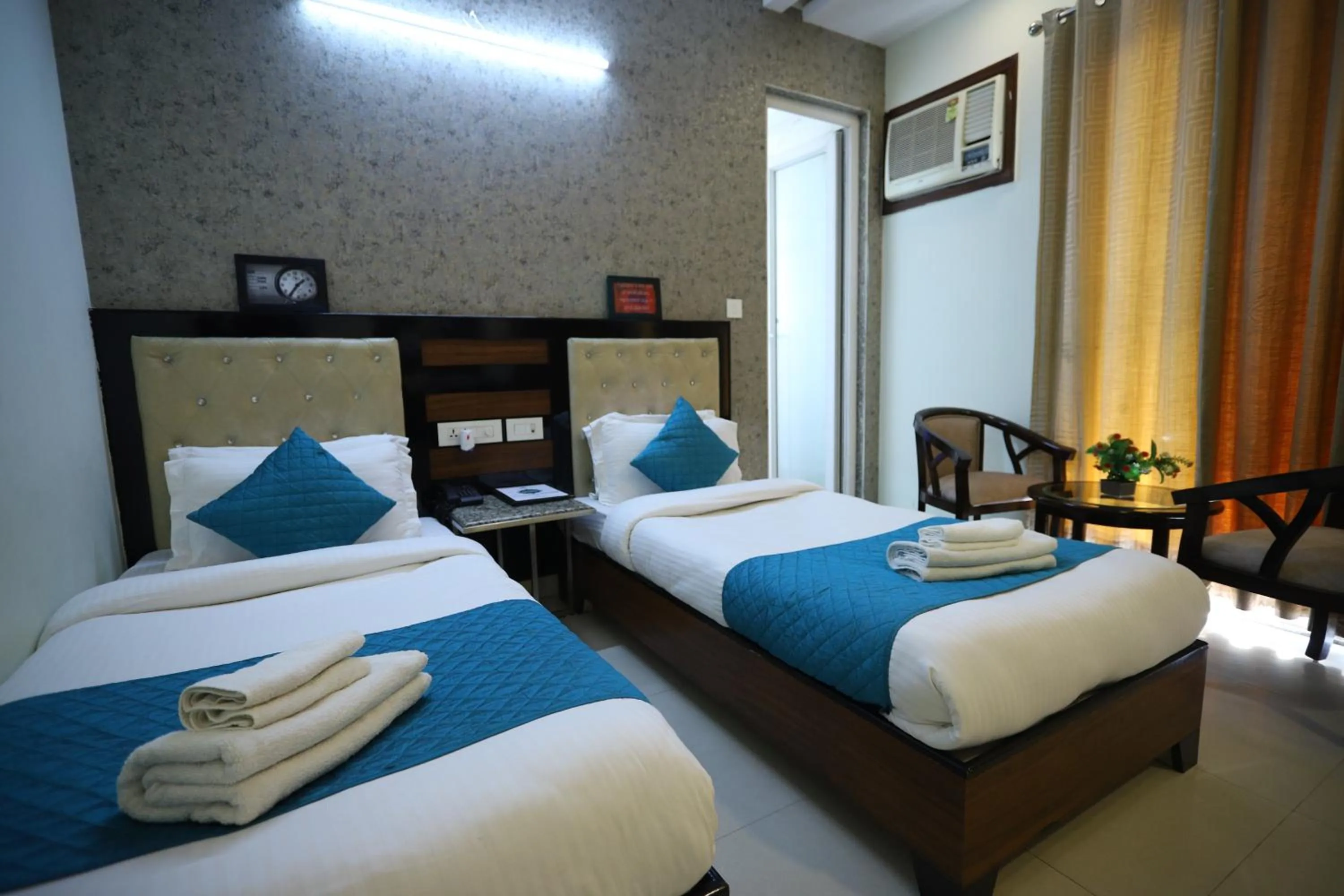 Bedroom, Bed in Asian Suites Cyber Park Gurgaon