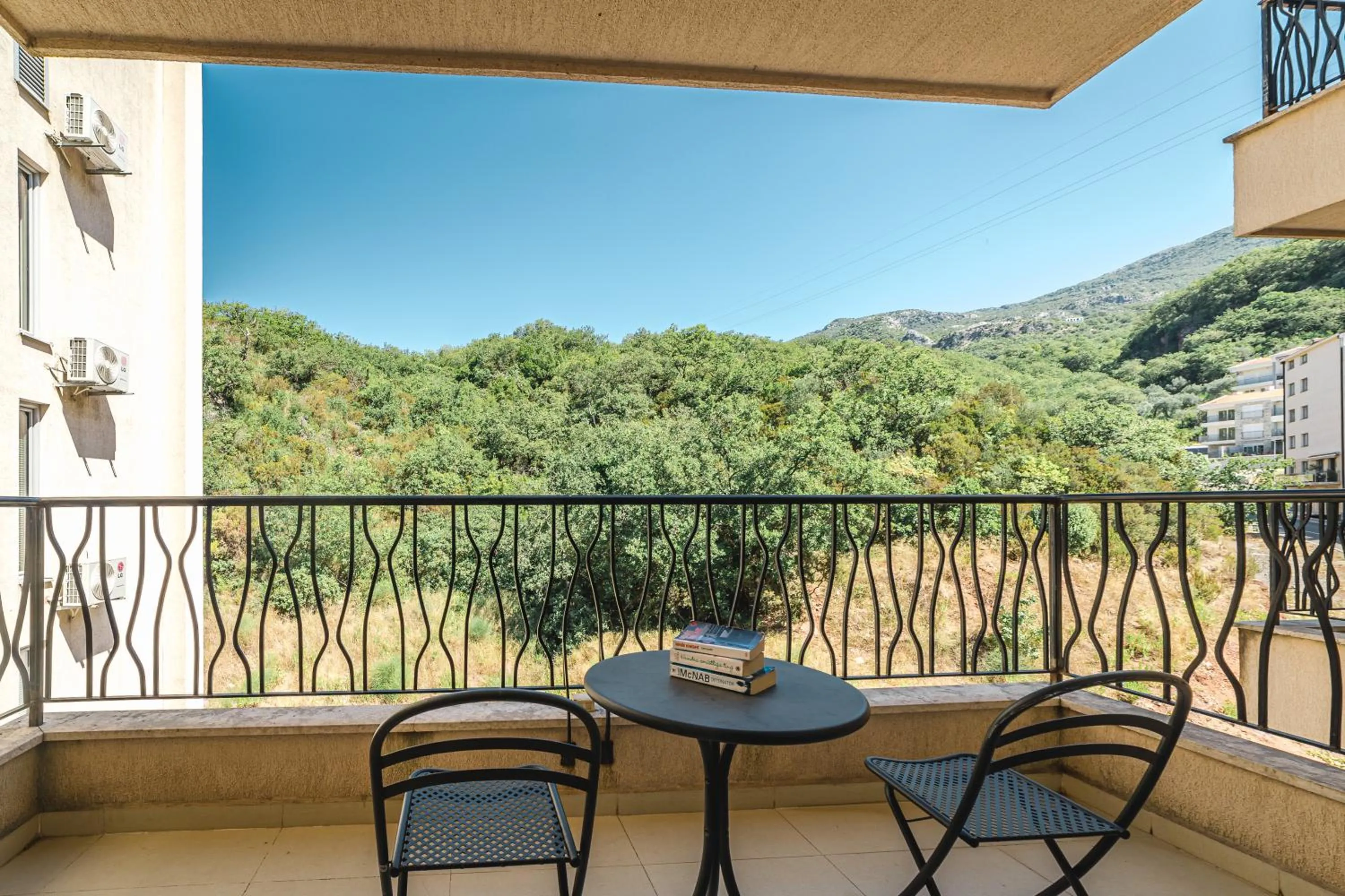 Balcony/Terrace in Hotel & Apartments HEC Residence