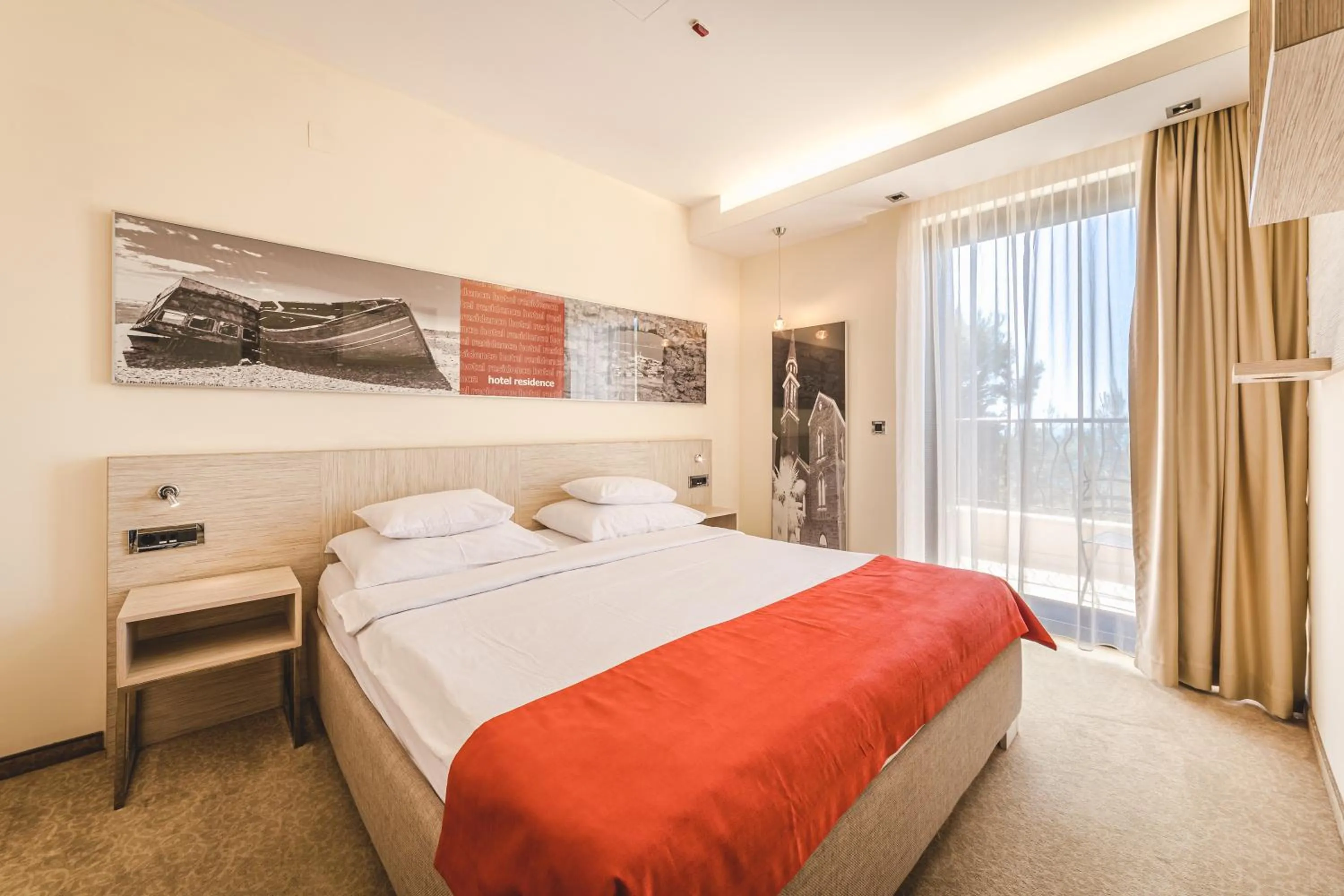 Photo of the whole room, Bed in Hotel & Apartments HEC Residence