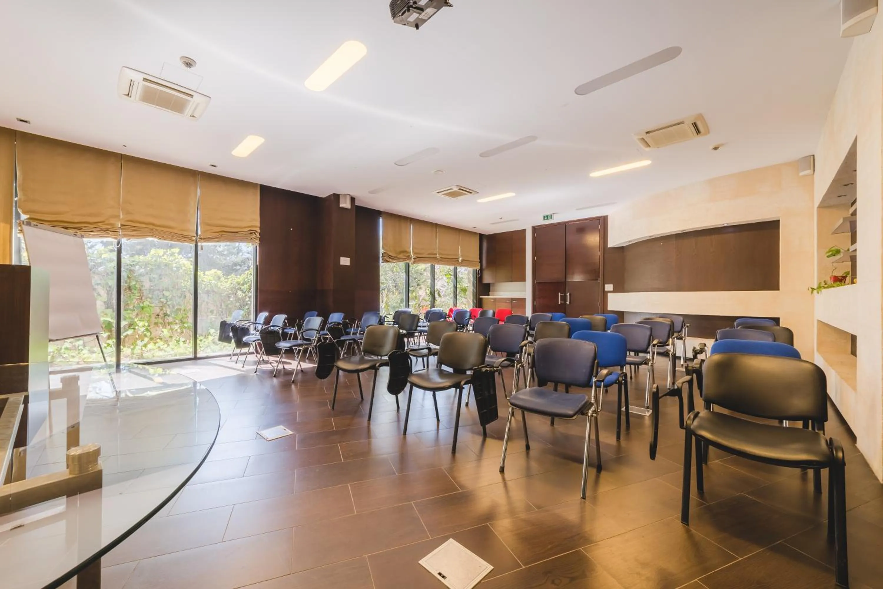 Meeting/conference room in Hotel & Apartments HEC Residence