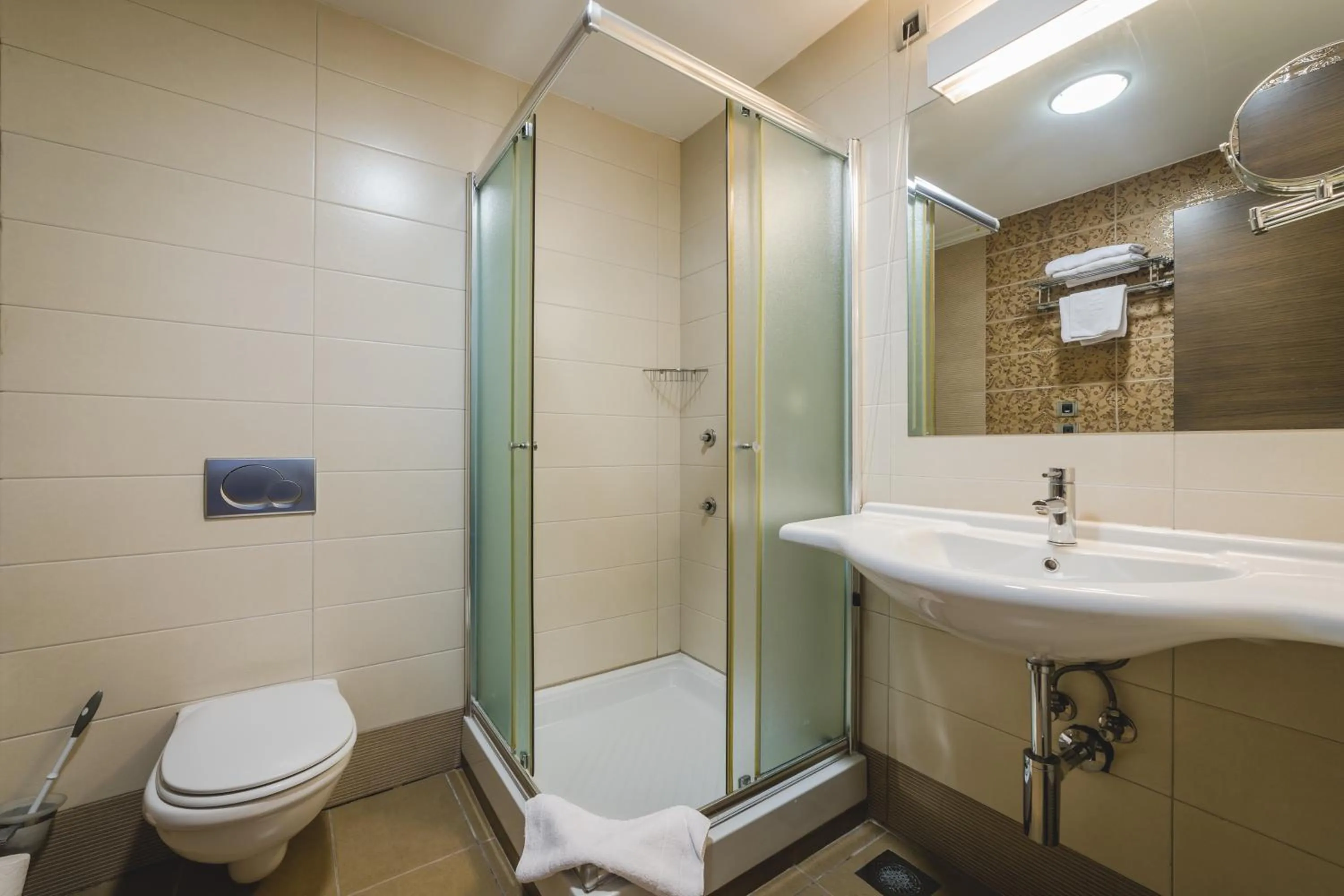 Bathroom in Hotel & Apartments HEC Residence